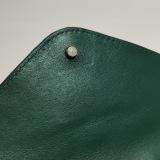 Louis Vuitton(LV) New Wave Chain Bag Quilted Leather PM — thumbnail 16