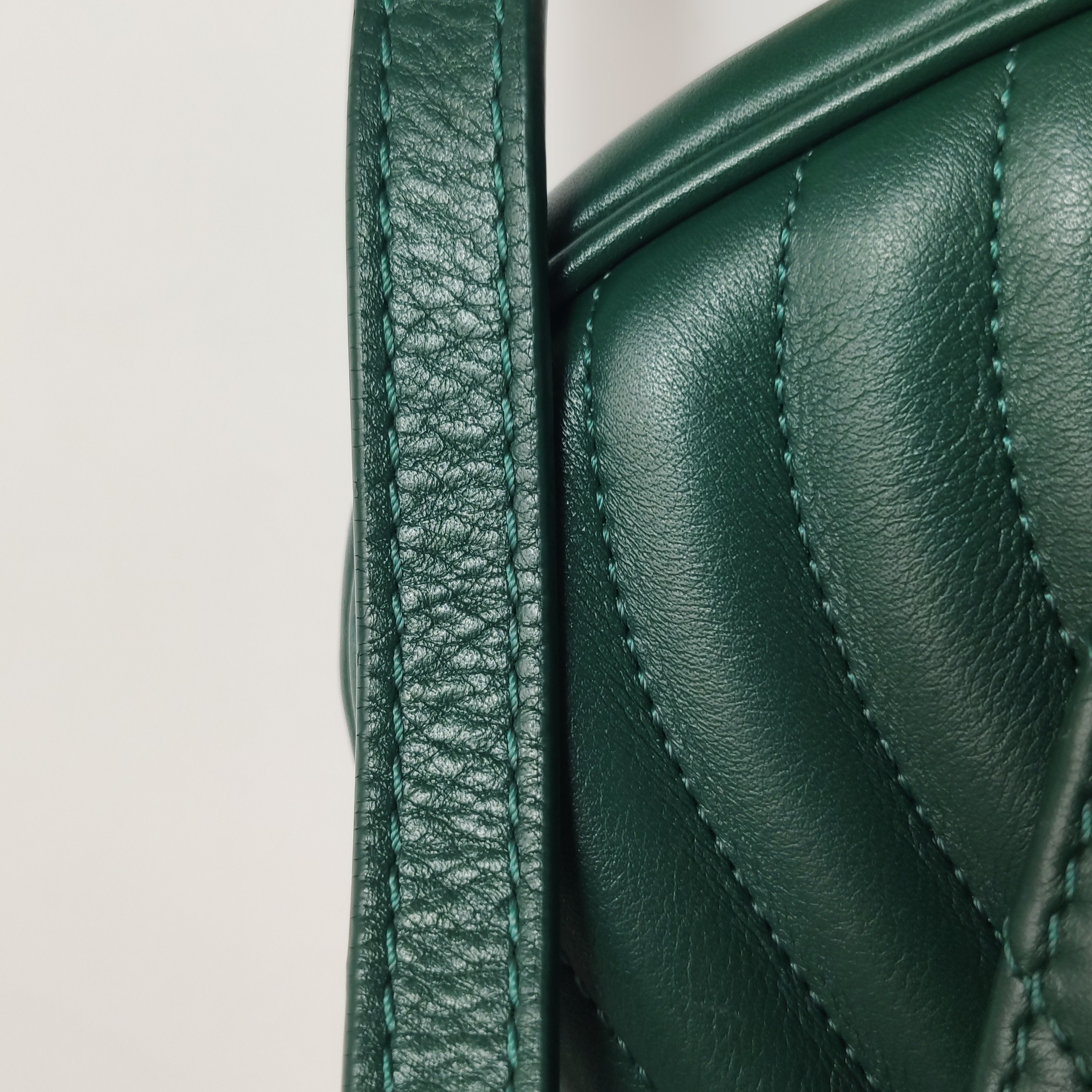 Louis Vuitton(LV) New Wave Chain Bag Quilted Leather PM — photo 20 of 24