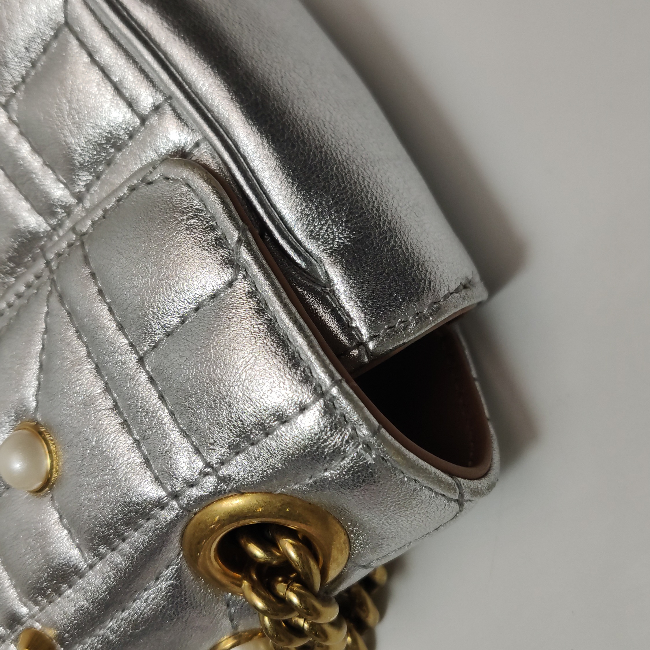 Gucci Pearly GG Marmont Flap Bag Embellished Matelasse Leather Mini — photo 11 of 20
