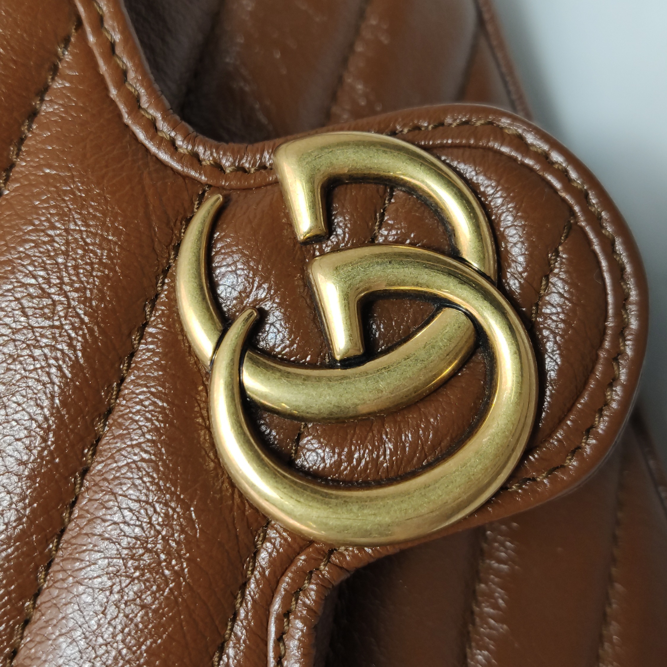 Gucci GG Marmont Flap Bag Diagonal Quilted Leather Super Mini — photo 10 of 13