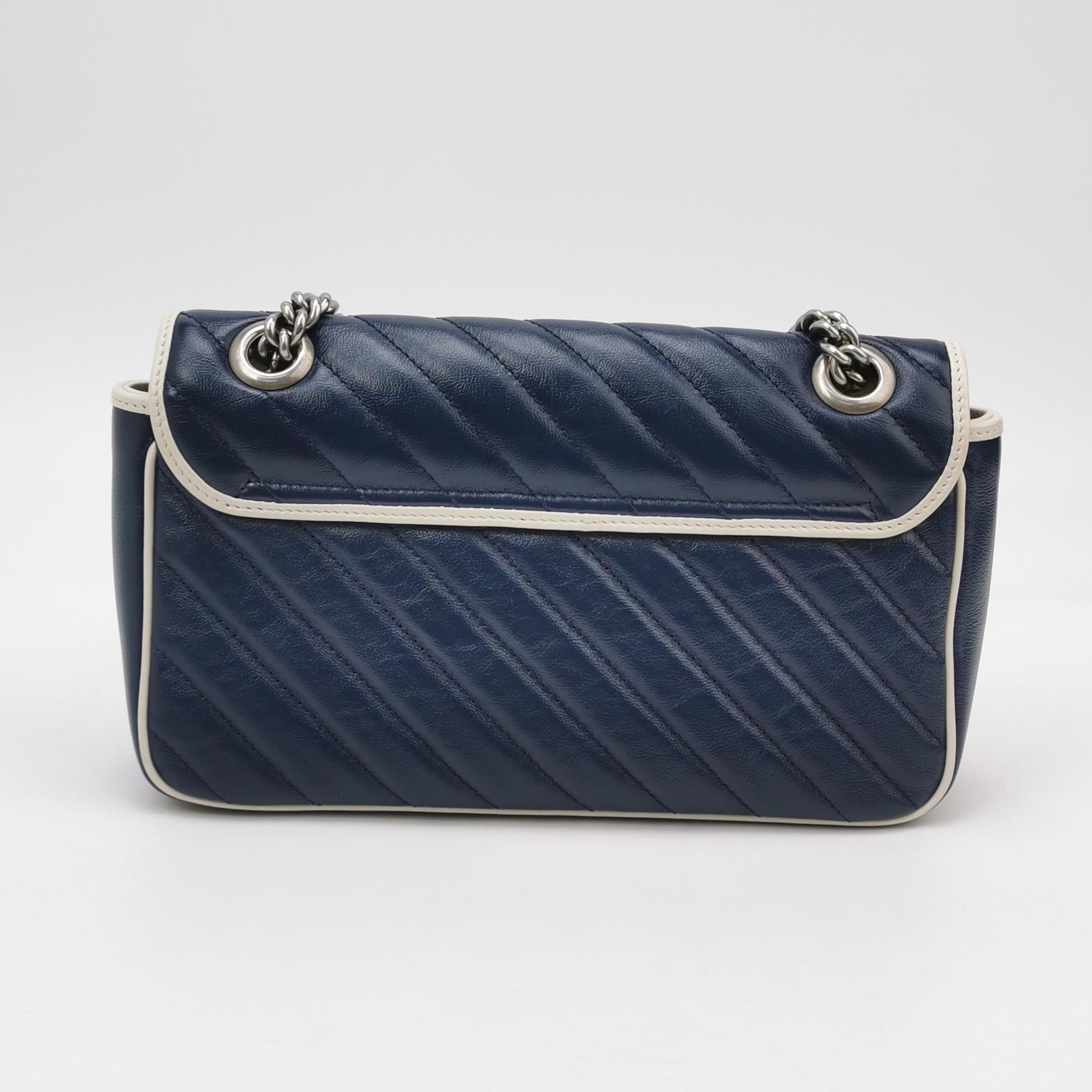 Gucci GG Marmont Flap Bag Diagonal Quilted Leather Small — photo 5 of 19