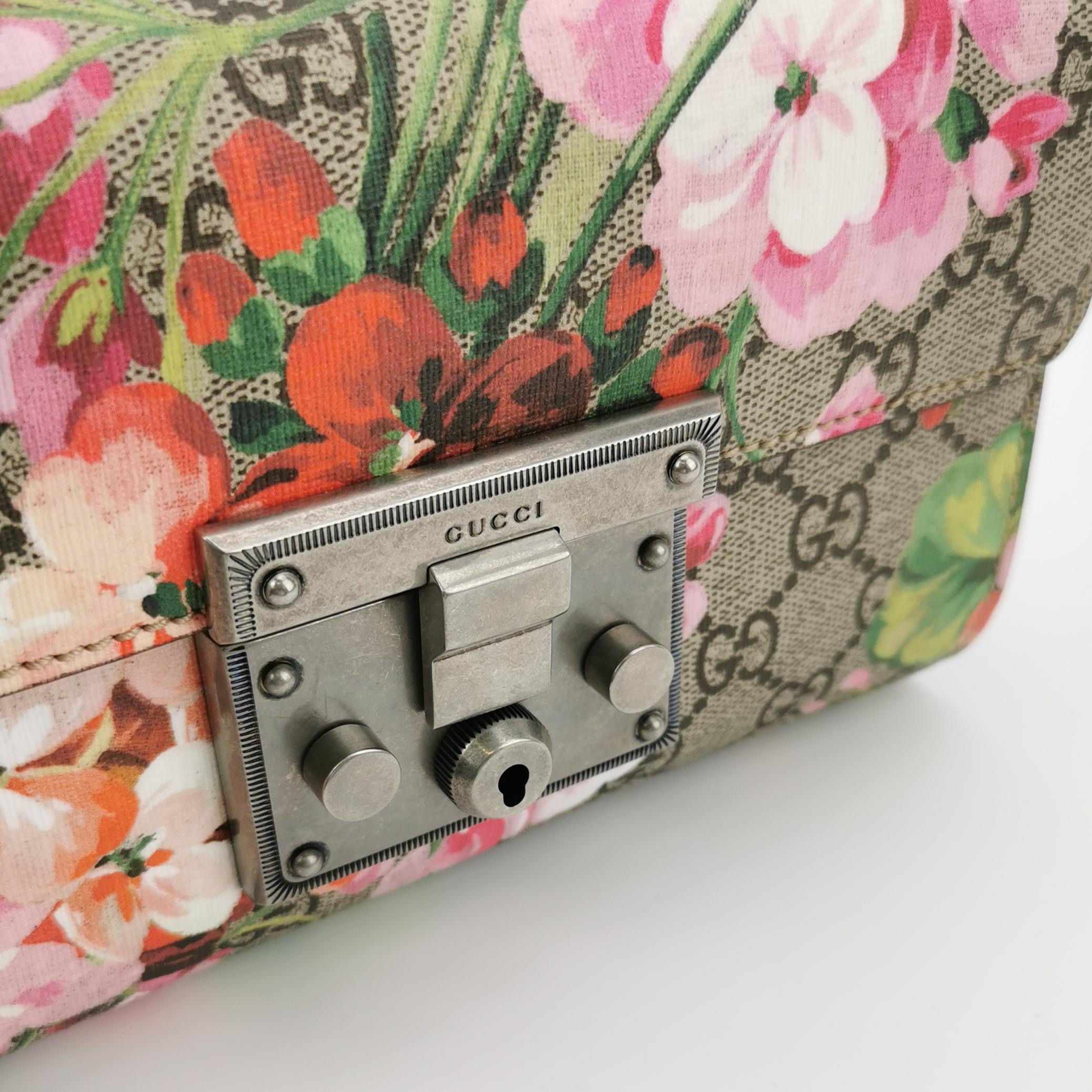 Gucci Padlock Shoulder Bag Blooms Print GG Coated Canvas Small — photo 10 of 11
