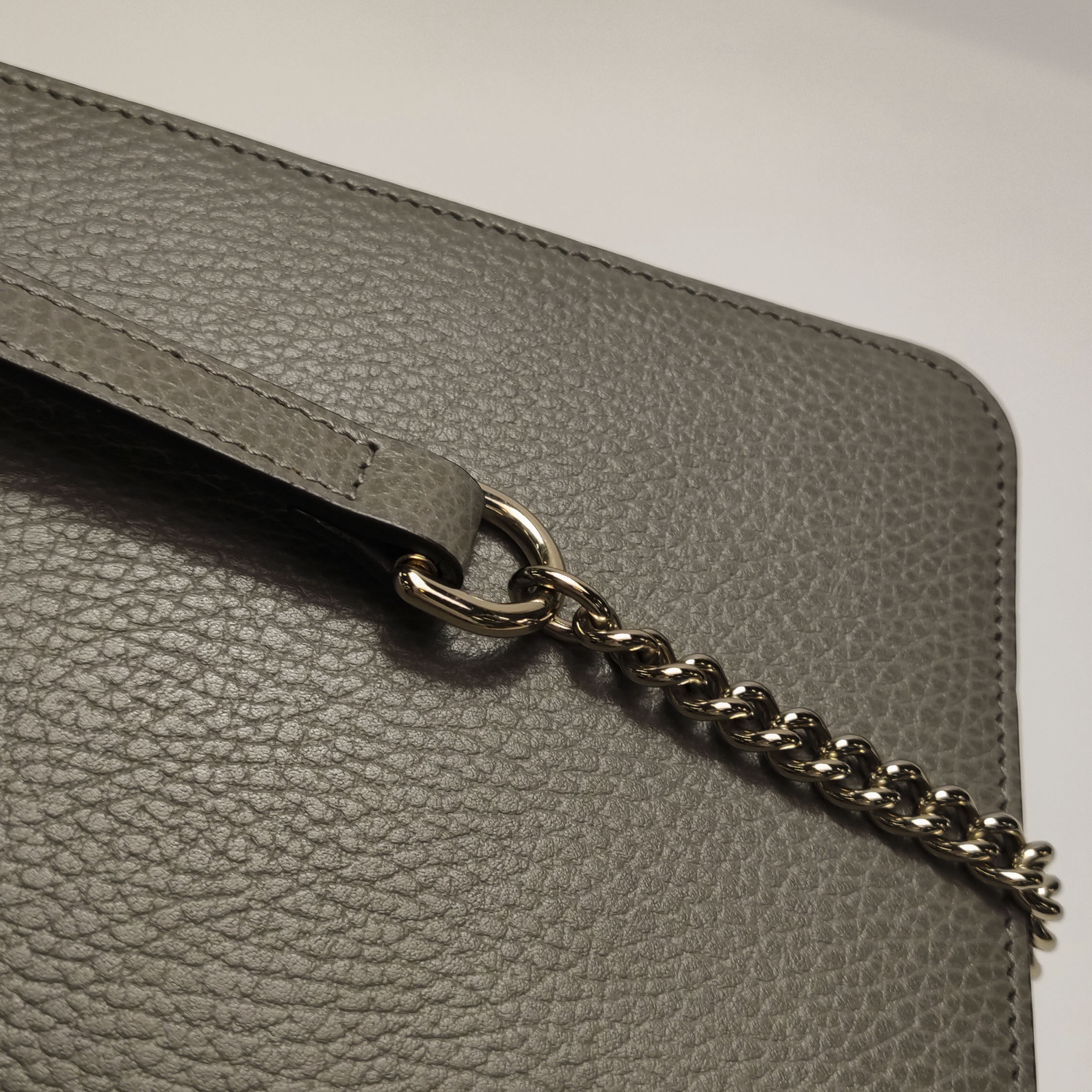 Gucci Interlocking Shoulder Bag Leather Small — photo 14 of 14
