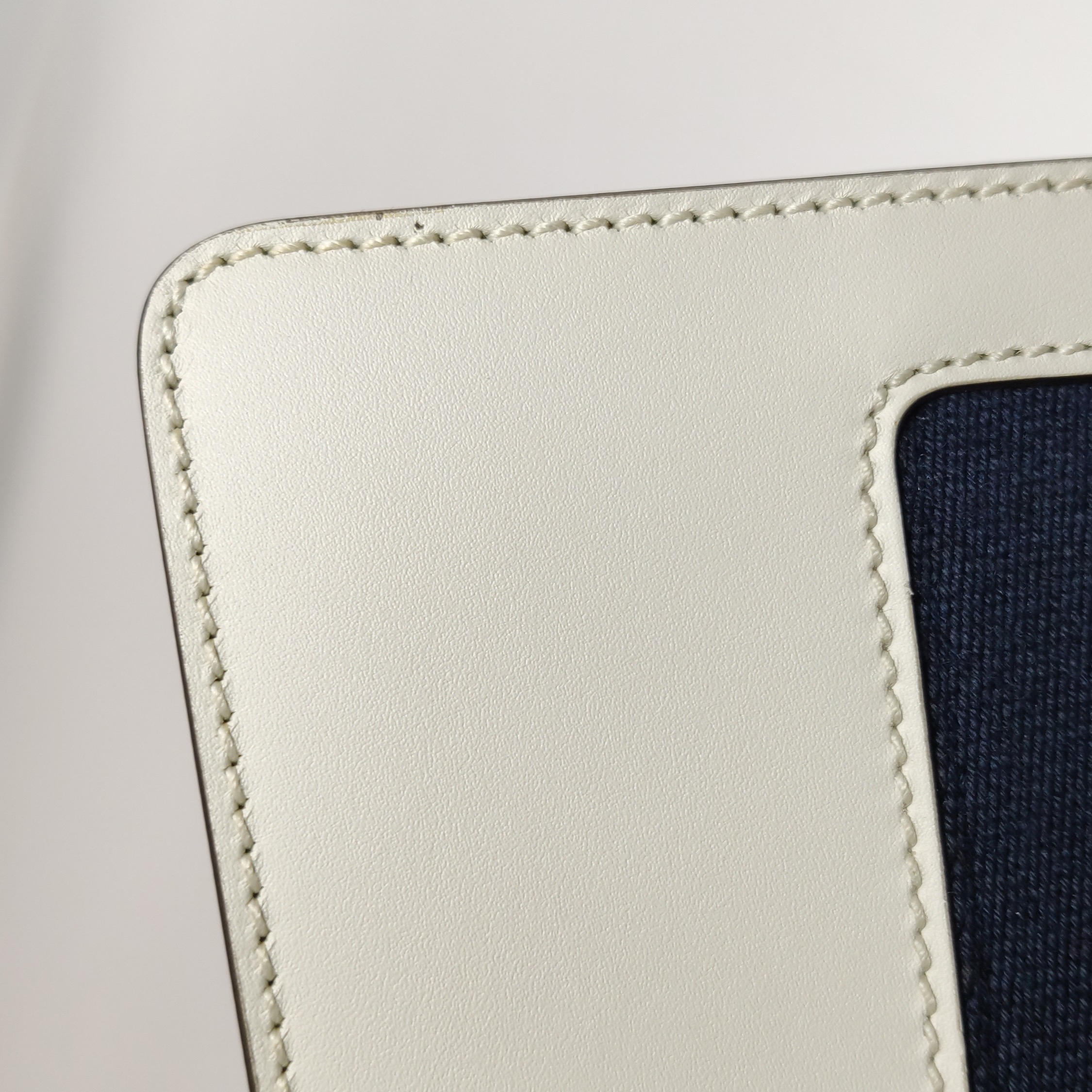 Gucci Sylvie Top Handle Bag Leather Mini — photo 19 of 20