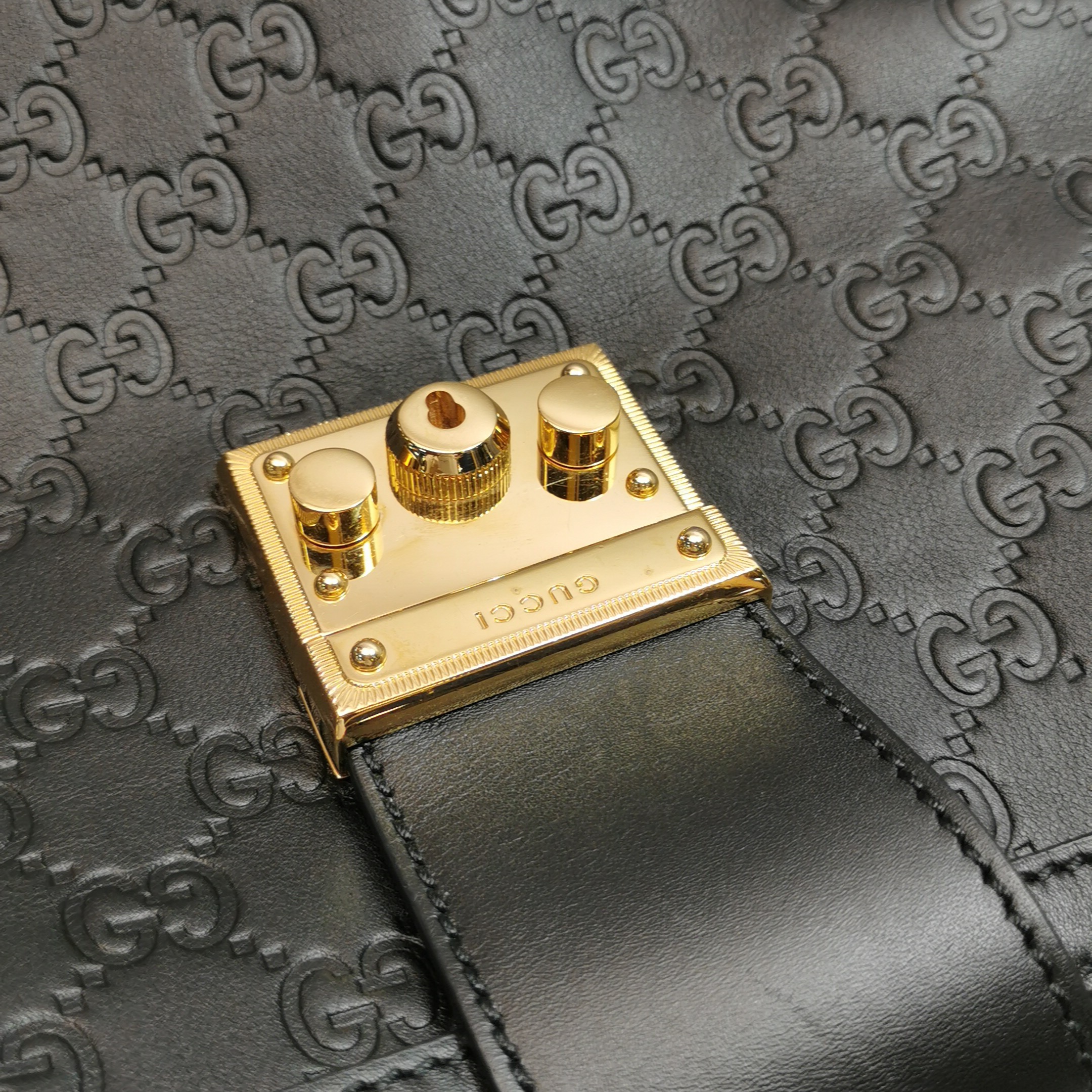 Gucci Padlock Chain Tote Guccissima Leather Medium — photo 9 of 14