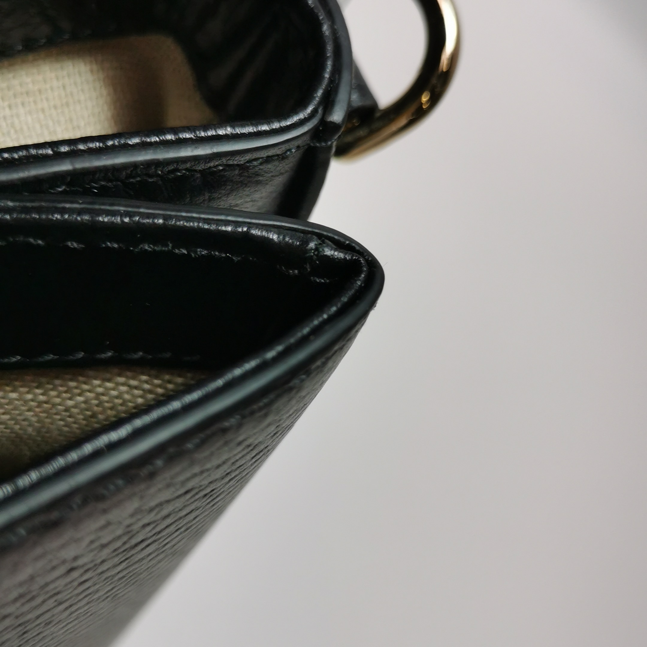 Gucci Interlocking Top Handle Bag (Outlet) Leather Small — photo 14 of 15