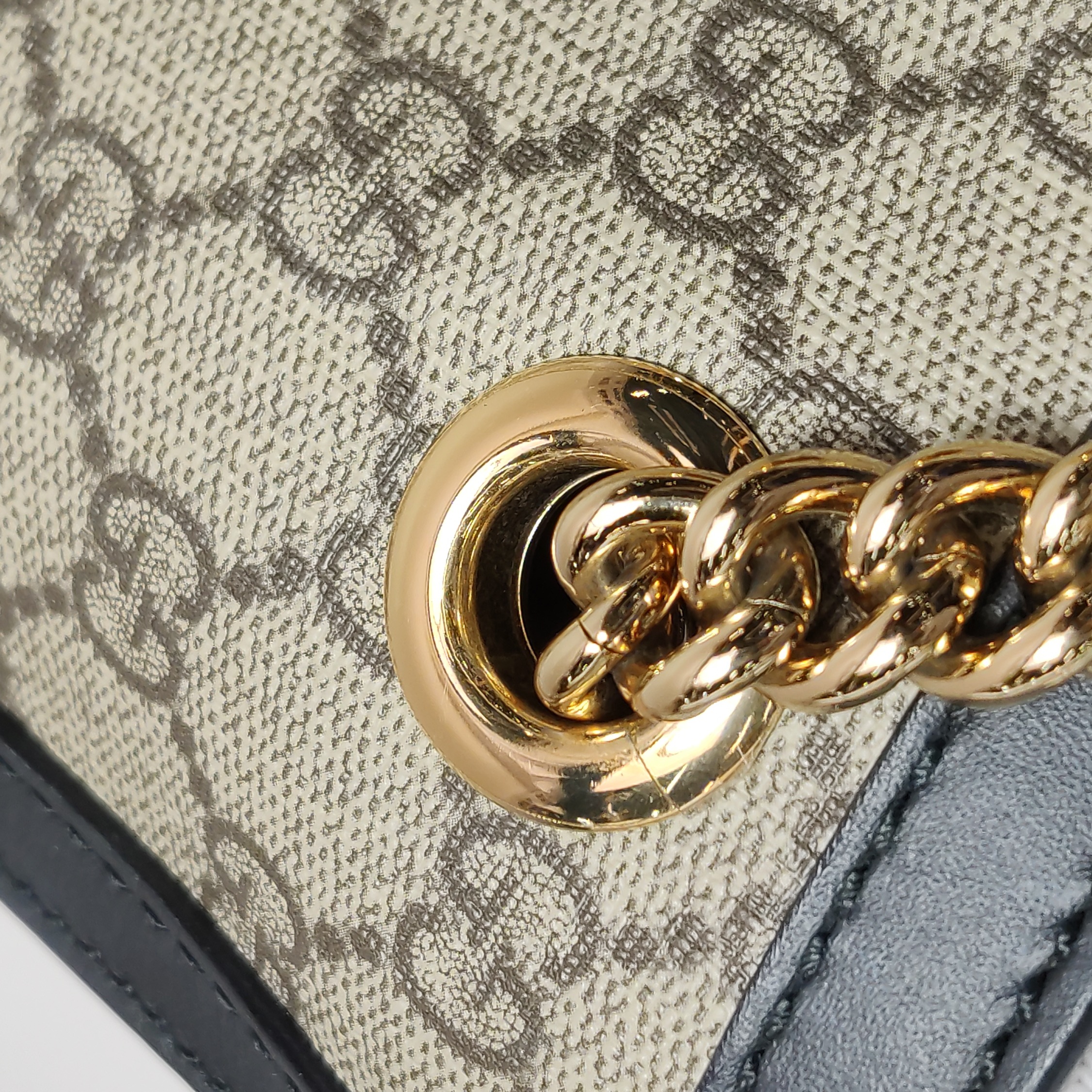 Gucci Padlock Chain Tote GG Coated Canvas with Leather Small — photo 10 of 17