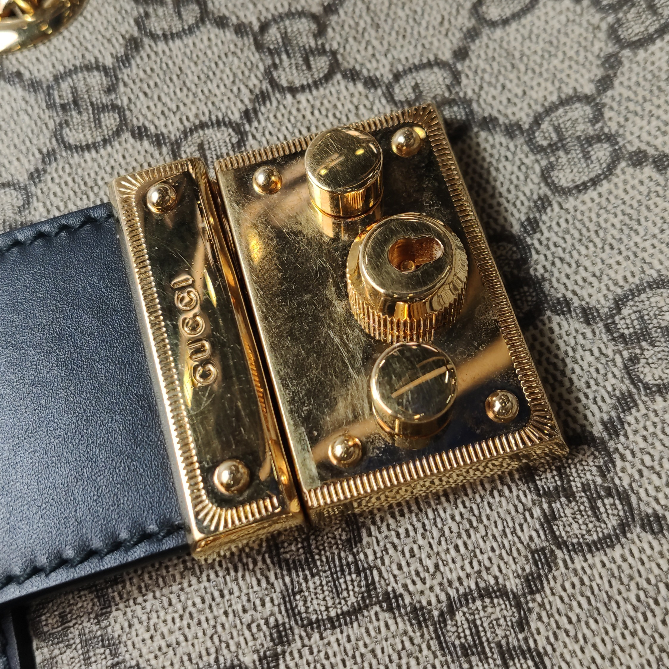 Gucci Padlock Chain Tote GG Coated Canvas with Leather Small — photo 9 of 16