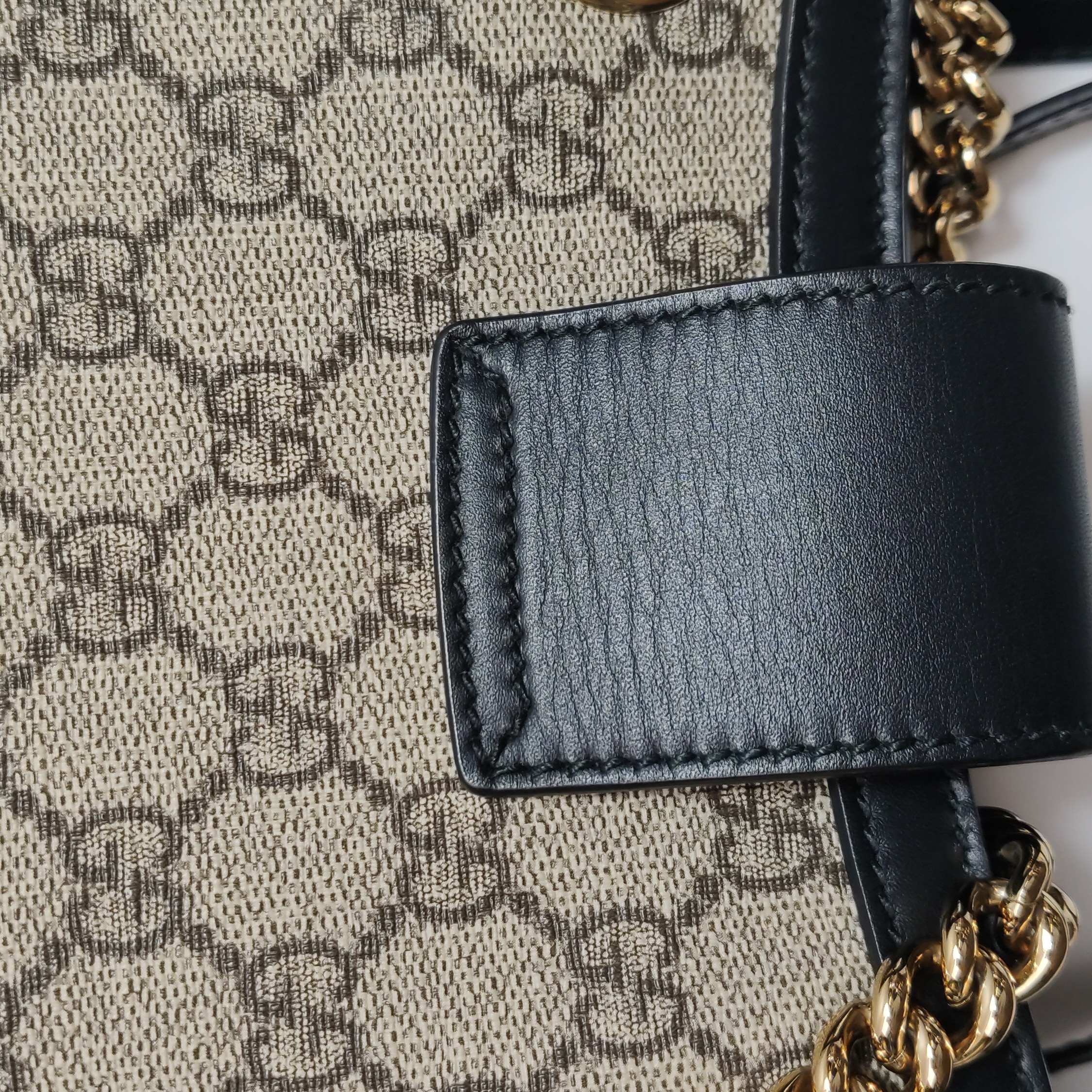 Gucci Padlock Chain Tote GG Coated Canvas with Leather Small — photo 11 of 16
