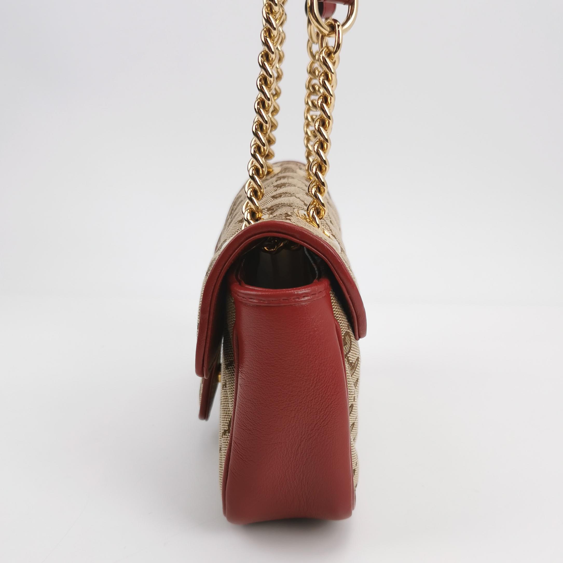 Gucci GG Marmont Flap Bag Diagonal Quilted GG Canvas with Leather Mini — photo 3 of 16