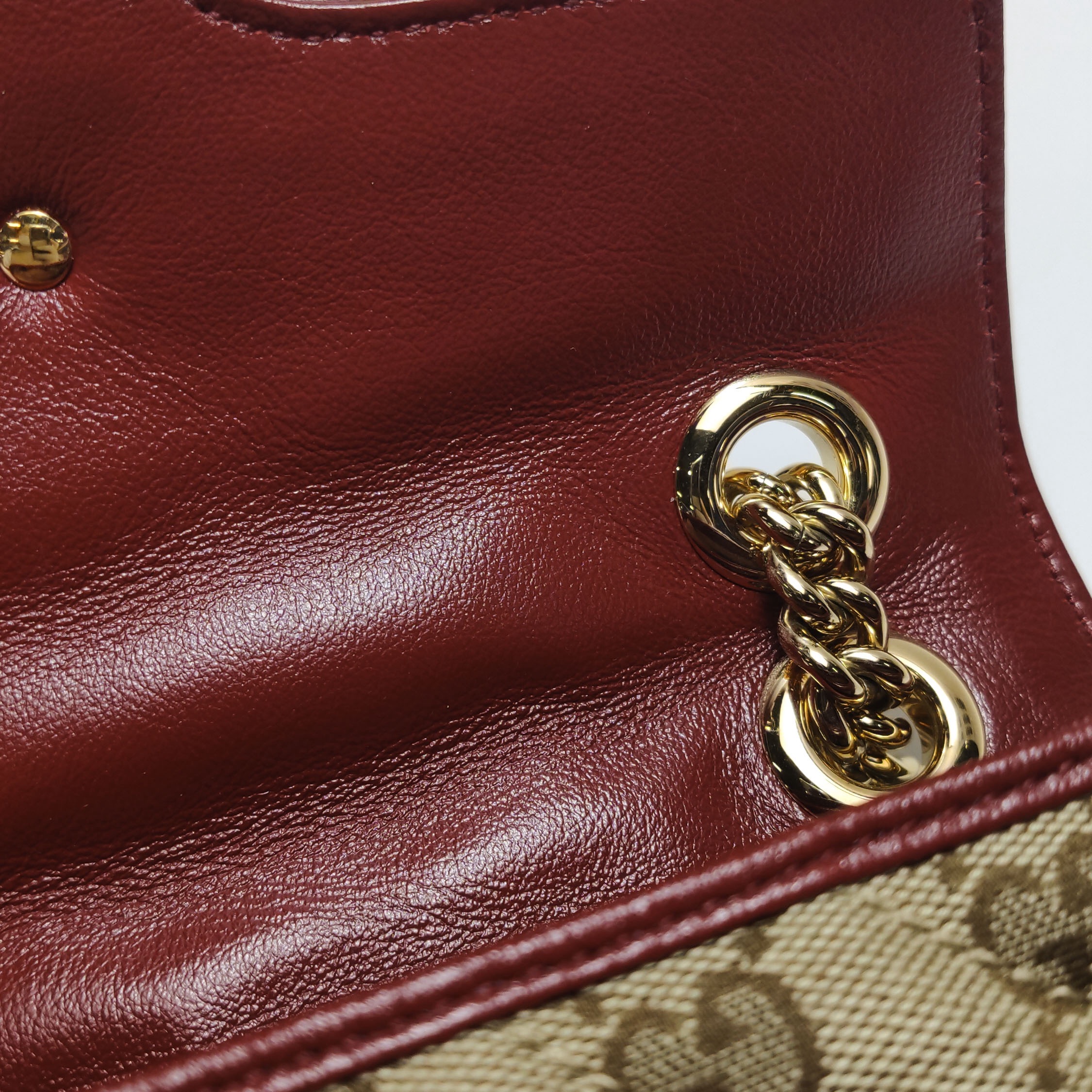 Gucci GG Marmont Flap Bag Diagonal Quilted GG Canvas with Leather Mini — photo 15 of 16