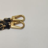Louis Vuitton(LV) Vanity Handbag Reverse Monogram Canvas PM — thumbnail 12