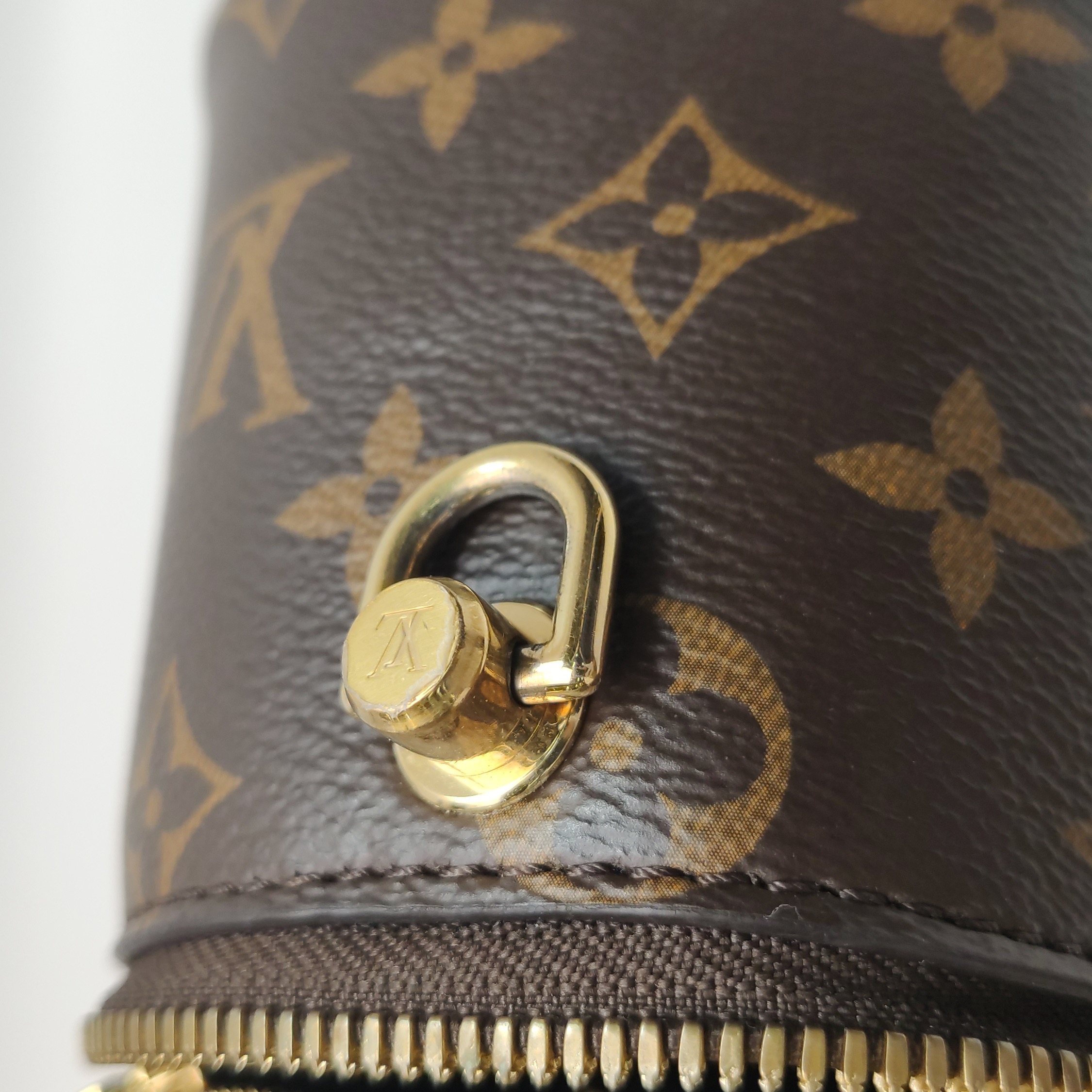 Louis Vuitton(LV) Vanity Handbag Reverse Monogram Canvas PM — photo 10 of 20