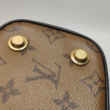 Louis Vuitton(LV) Vanity Handbag Reverse Monogram Canvas PM — thumbnail 15