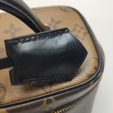 Louis Vuitton(LV) Vanity Handbag Reverse Monogram Canvas PM — thumbnail 13