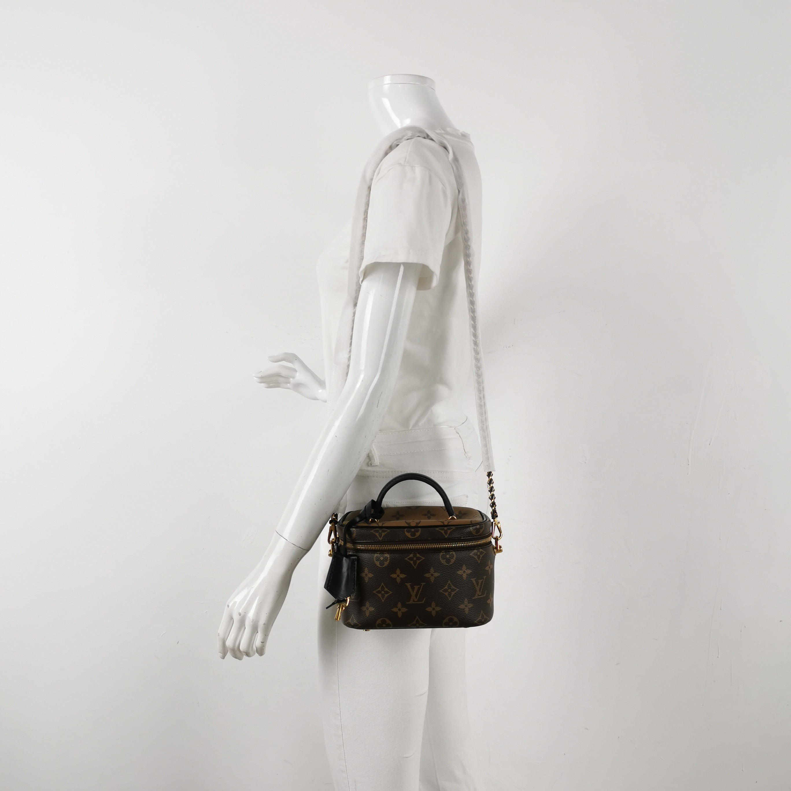 Louis Vuitton(LV) Vanity Handbag Reverse Monogram Canvas PM — photo 2 of 24