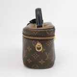 Louis Vuitton(LV) Vanity Handbag Reverse Monogram Canvas PM — thumbnail 3
