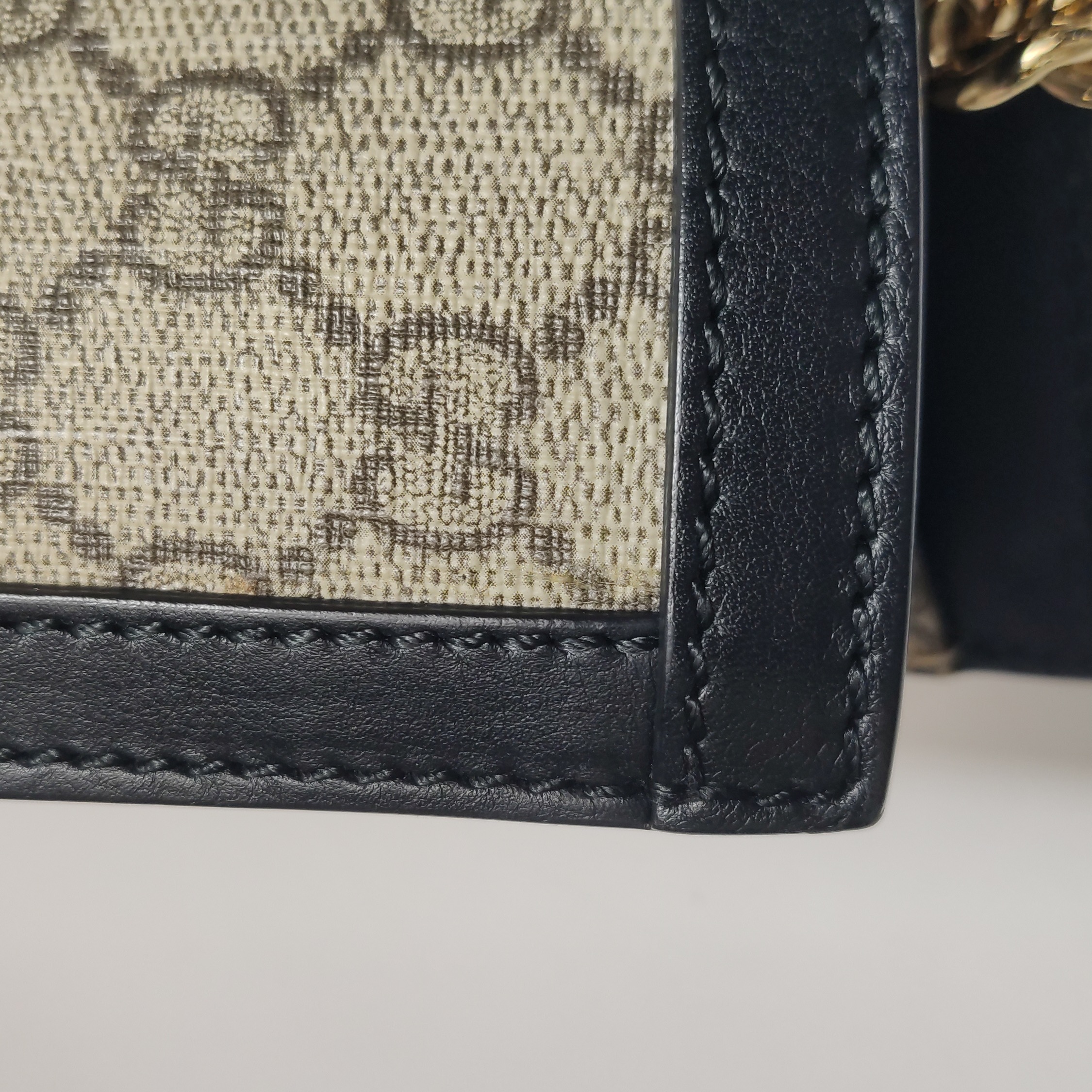 Gucci Padlock Chain Tote GG Coated Canvas with Leather Medium — photo 15 of 16