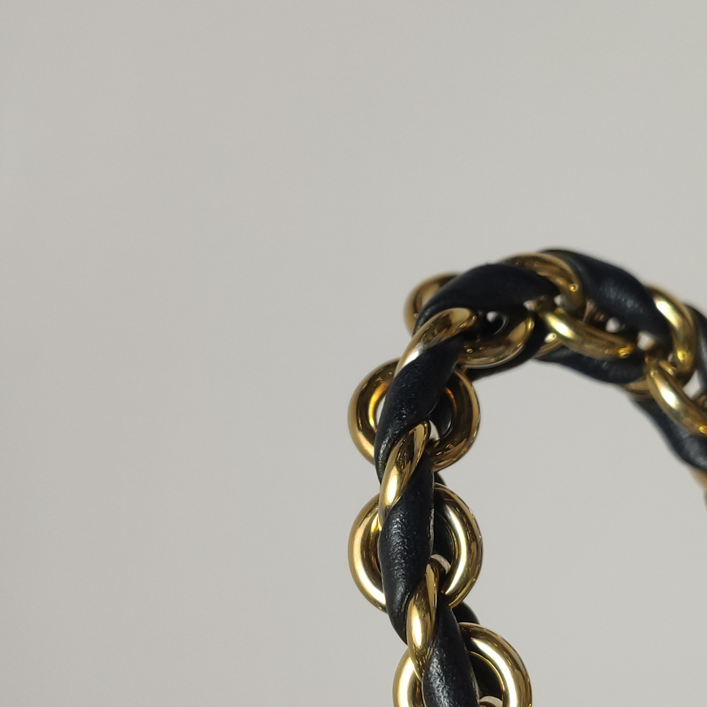 Louis Vuitton(LV) Vanity Handbag Reverse Monogram Canvas PM — photo 12 of 24