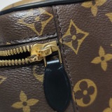 Louis Vuitton(LV) Vanity Handbag Reverse Monogram Canvas PM — thumbnail 15