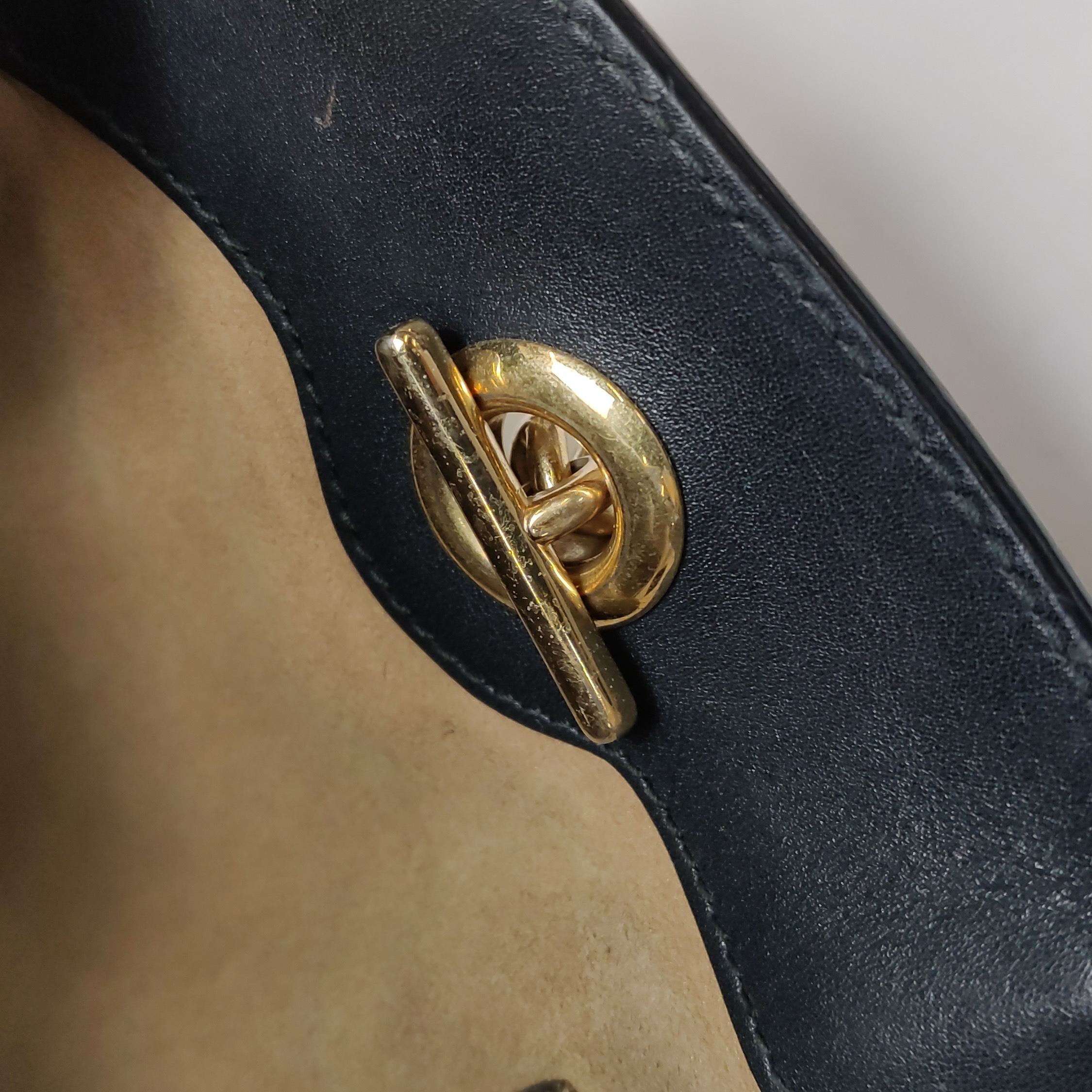 Gucci Padlock Chain Tote GG Coated Canvas with Leather Medium — photo 9 of 15
