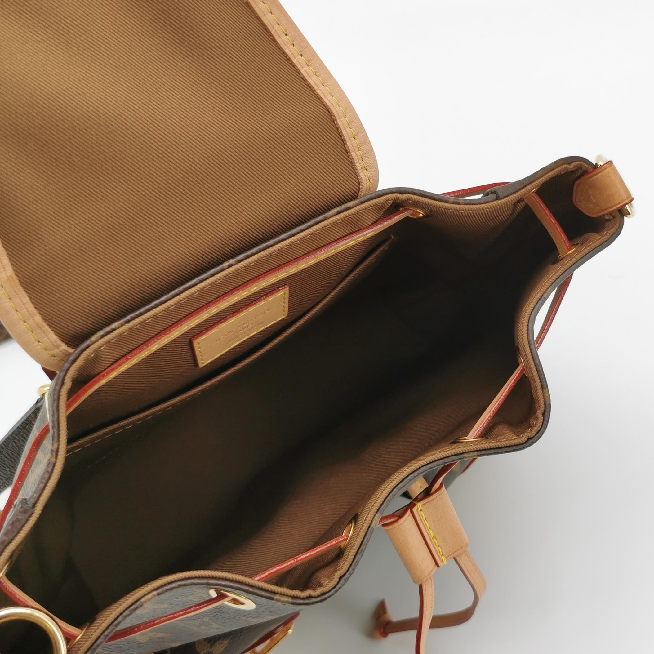 Louis Vuitton(LV) Excursion Backpack Monogram Canvas PM — photo 8 of 24