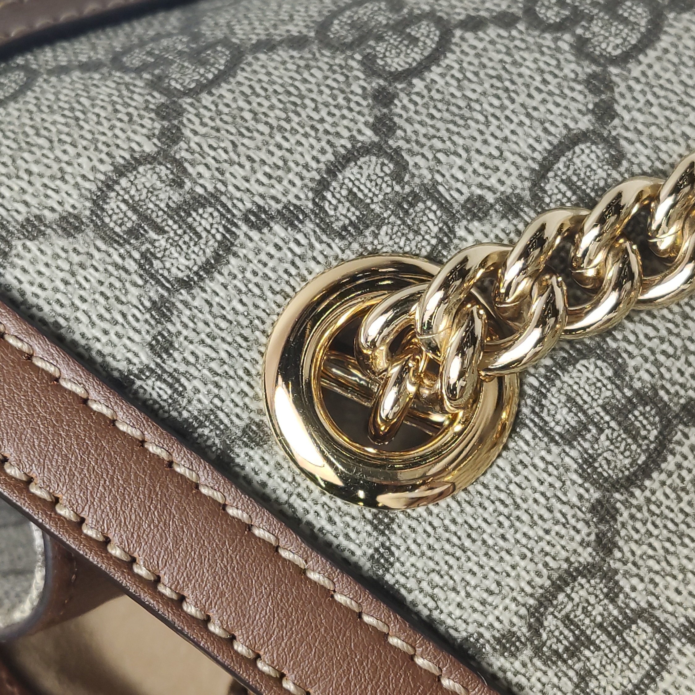 Gucci Padlock Chain Tote GG Coated Canvas with Leather Medium — photo 9 of 13