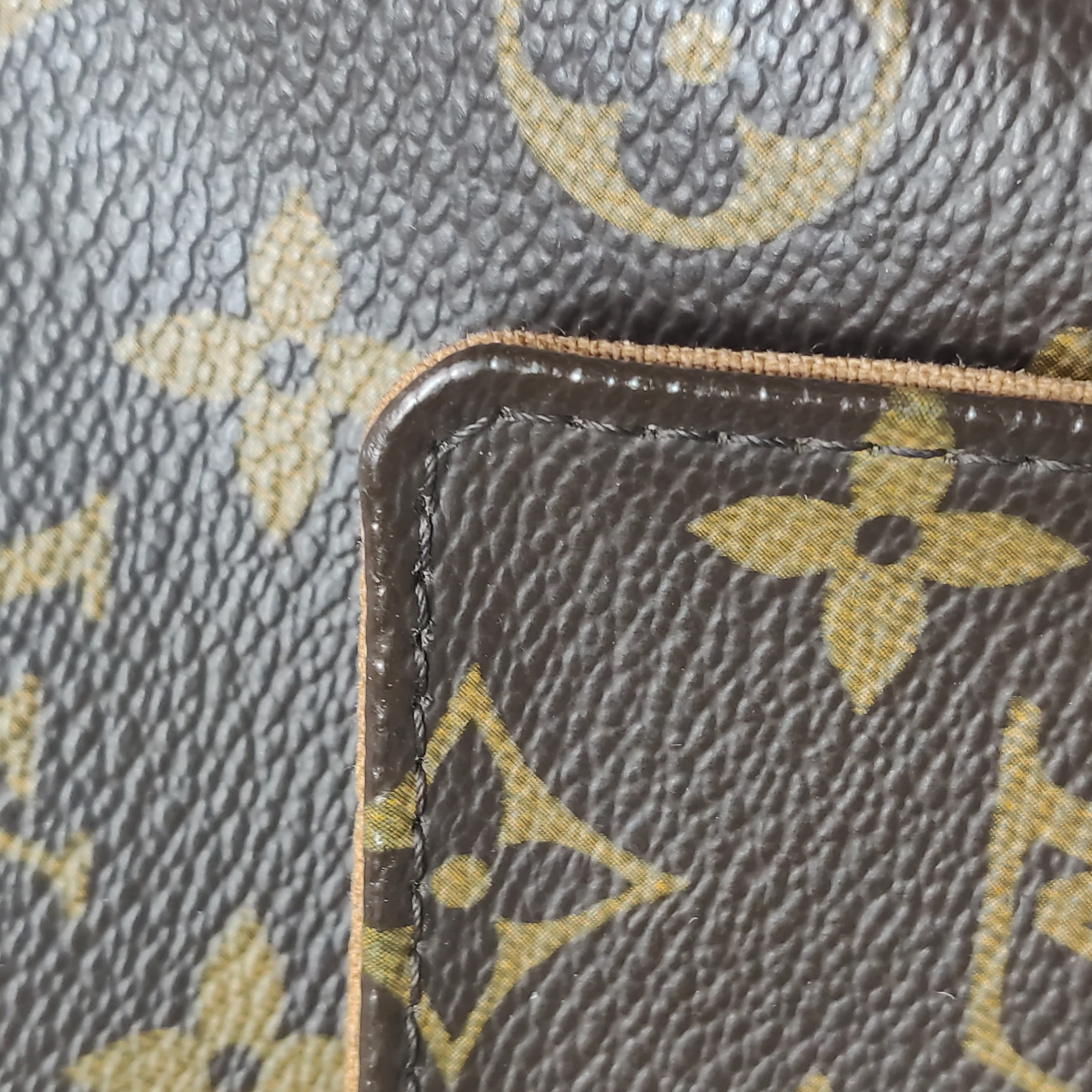 Louis Vuitton(LV) Looping Handbag Damier Mini — photo 12 of 22