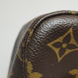 Louis Vuitton(LV) Looping Handbag Damier Mini — thumbnail 20