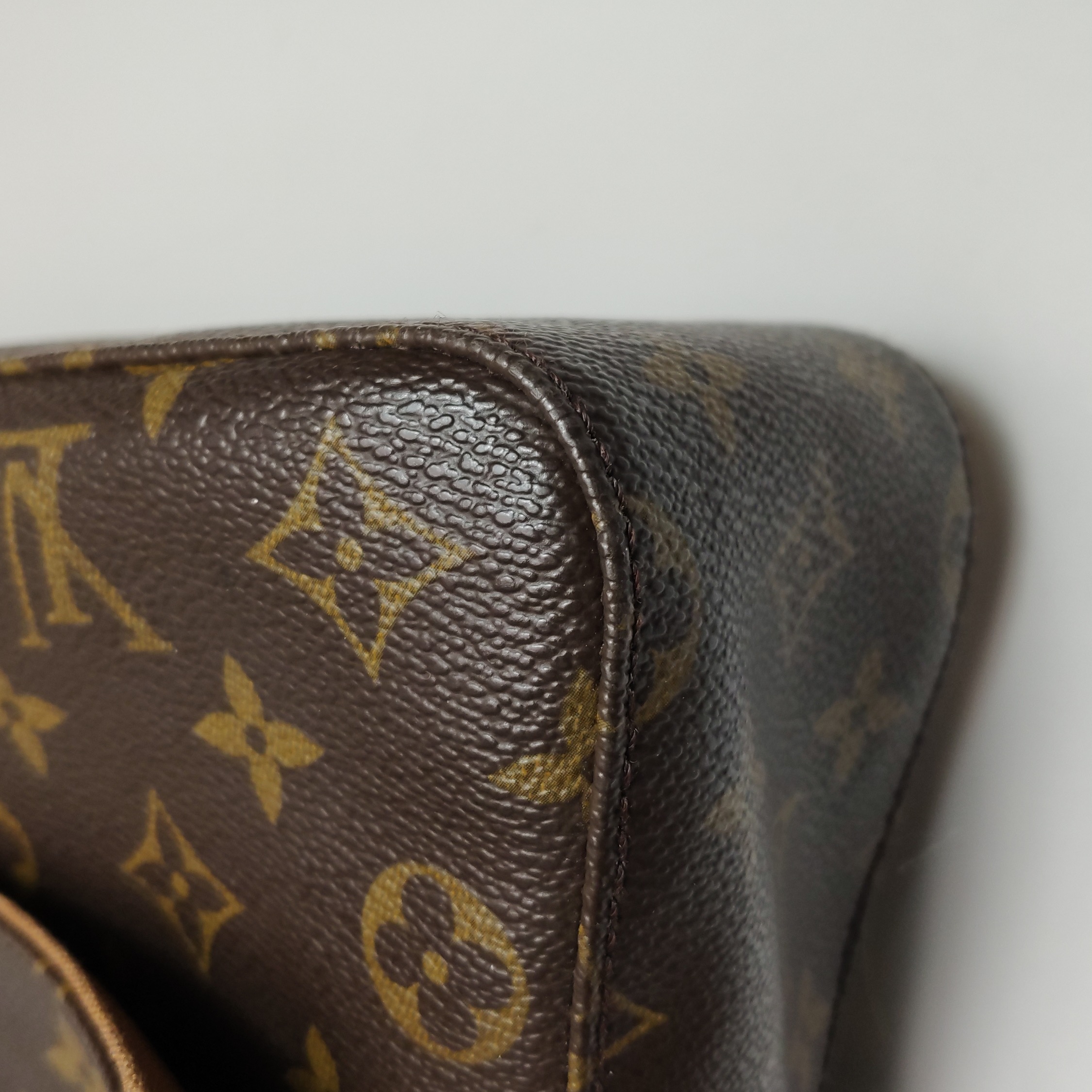 Louis Vuitton(LV) Looping Handbag Monogram Canvas Mini — photo 11 of 15