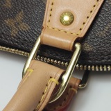 Louis Vuitton(LV) Alma Handbag Monogram Canvas BB — thumbnail 15