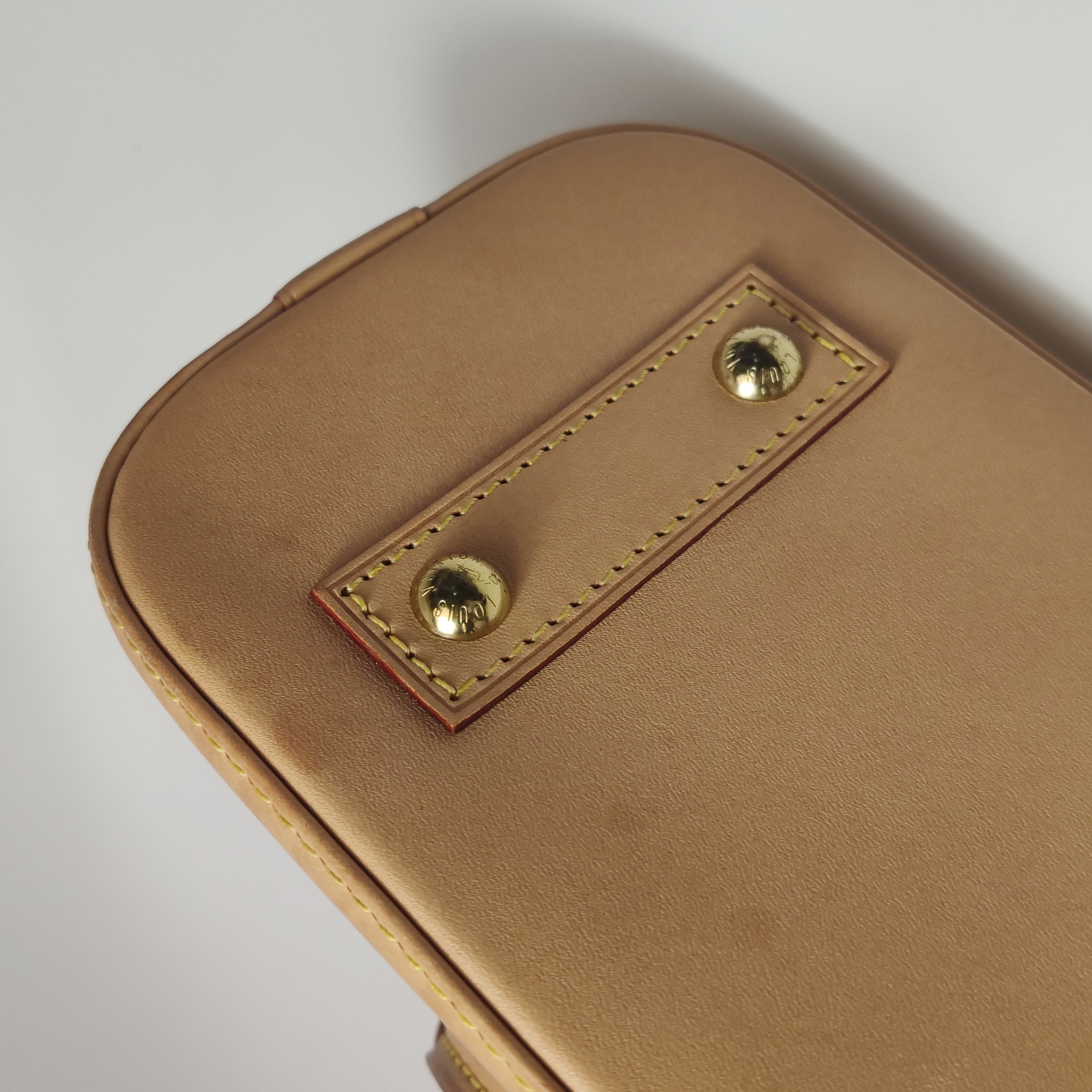 Louis Vuitton(LV) Alma Handbag Monogram Canvas BB — photo 13 of 19