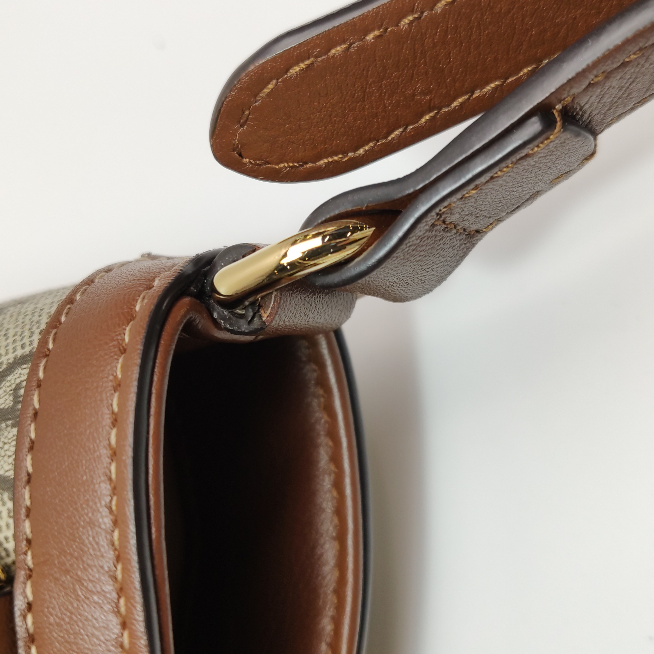 Gucci Padlock Chain Shoulder Bag GG Coated Canvas with Leather Medium — photo 15 of 16