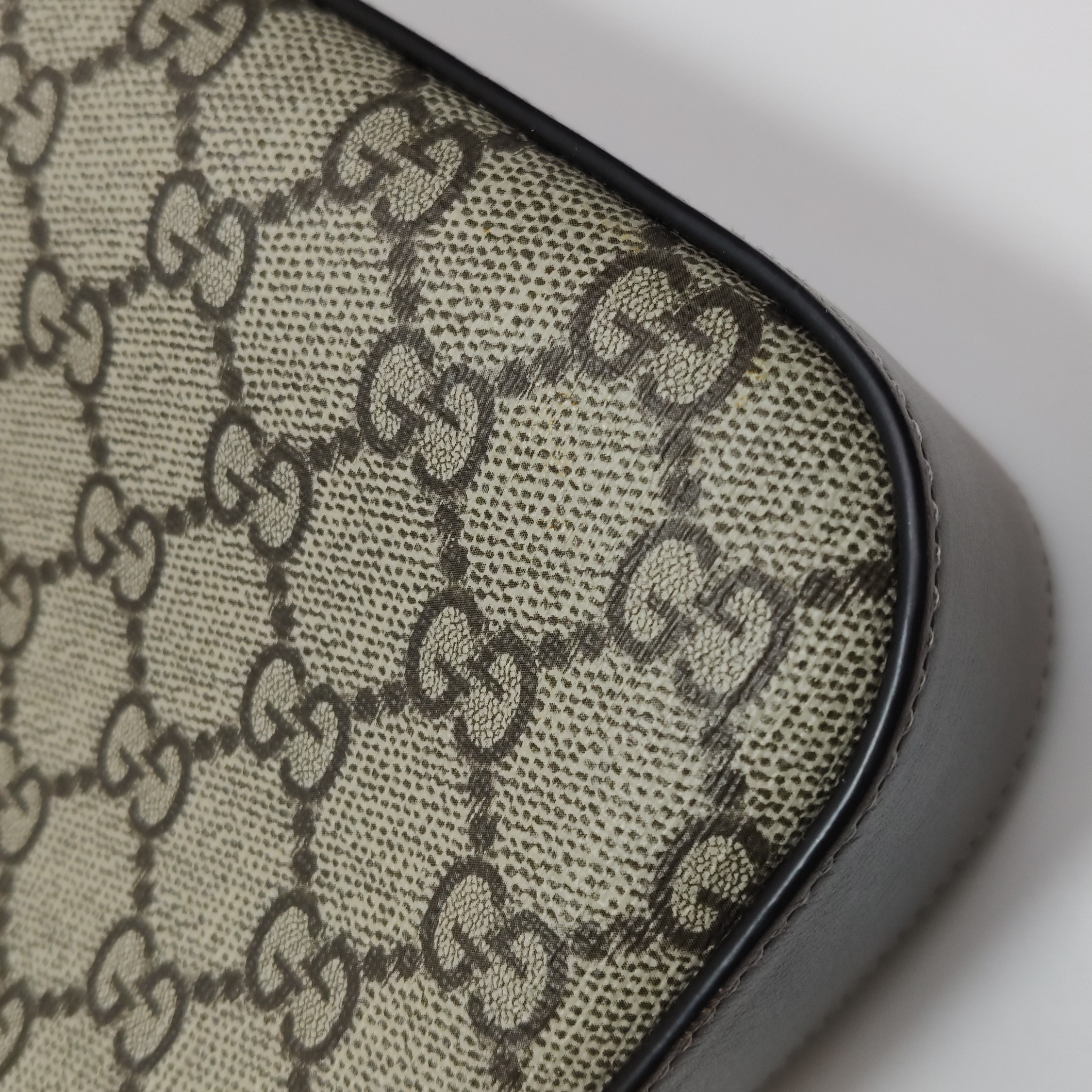 Gucci Padlock Chain Shoulder Bag GG Coated Canvas with Leather Medium — photo 12 of 16