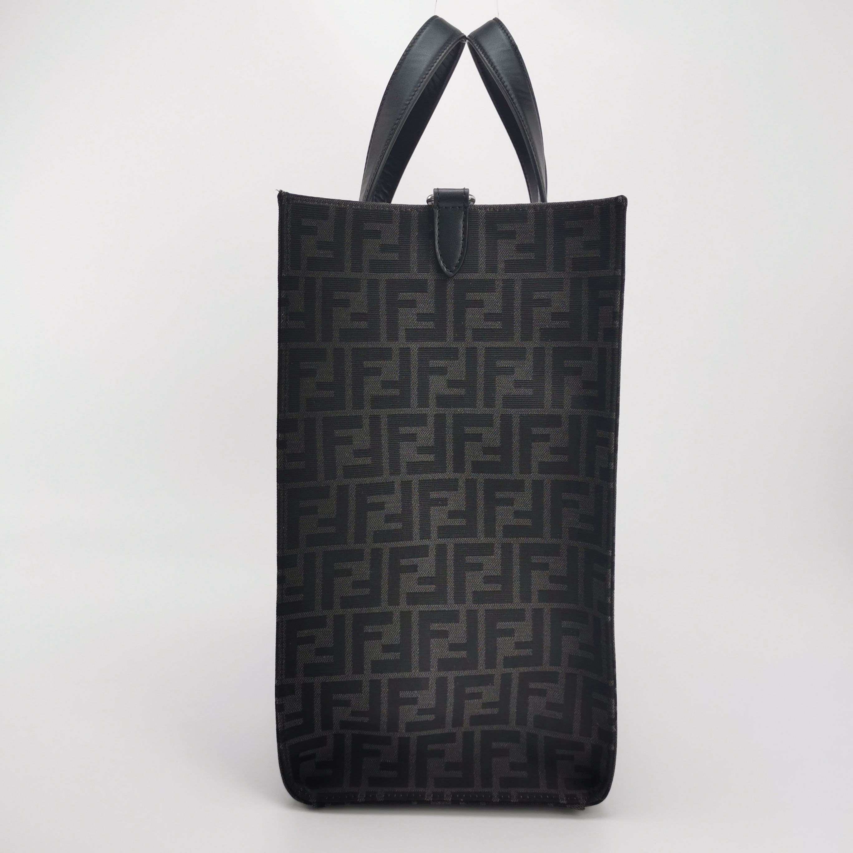 Fendi Convertible Open Tote Zucca Jacquard Fabric and Leather Large — photo 3 of 22