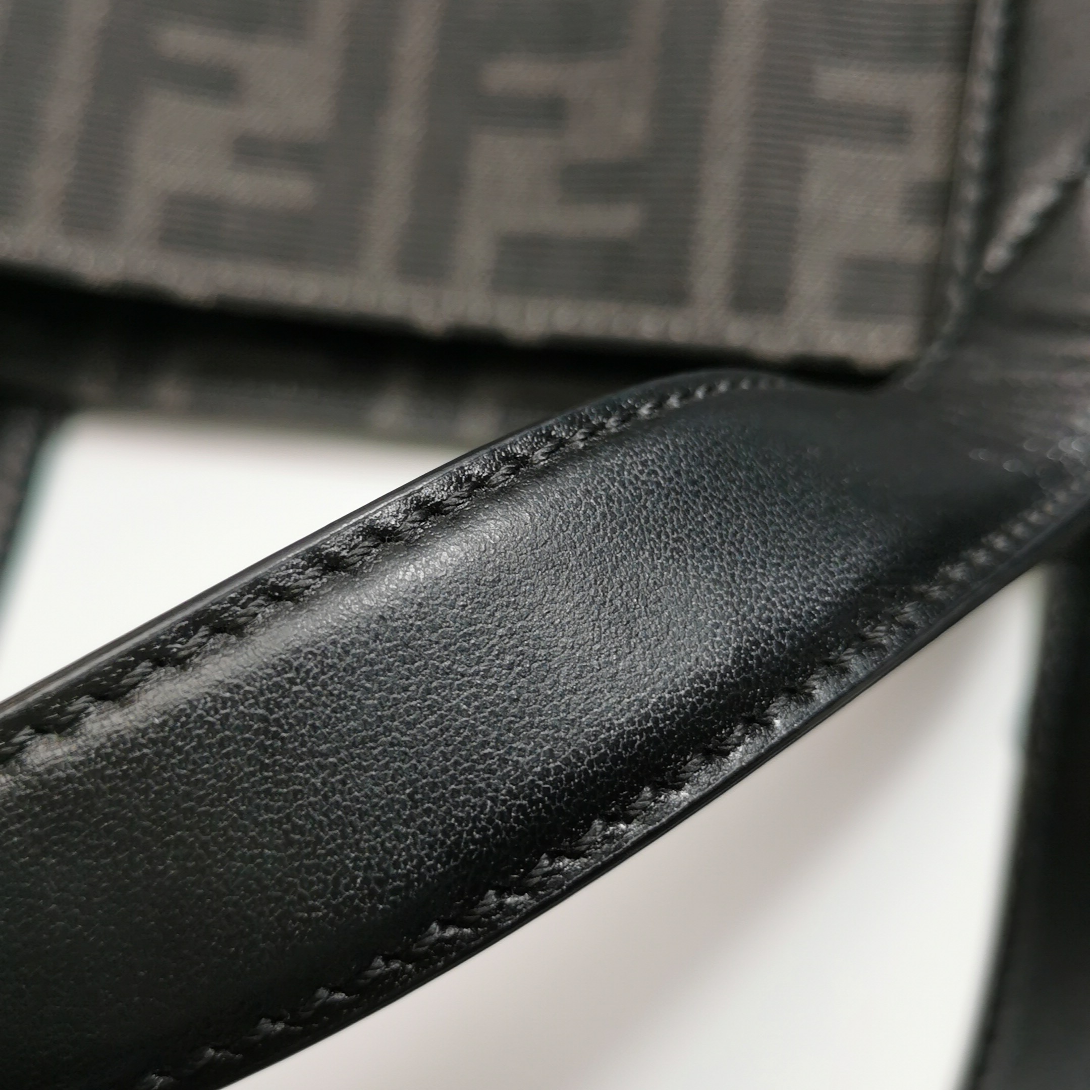 Fendi Convertible Open Tote Zucca Jacquard Fabric and Leather Large — photo 21 of 22