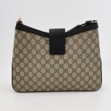 Gucci Padlock Chain Shoulder Bag GG Coated Canvas with Leather Medium — thumbnail 3