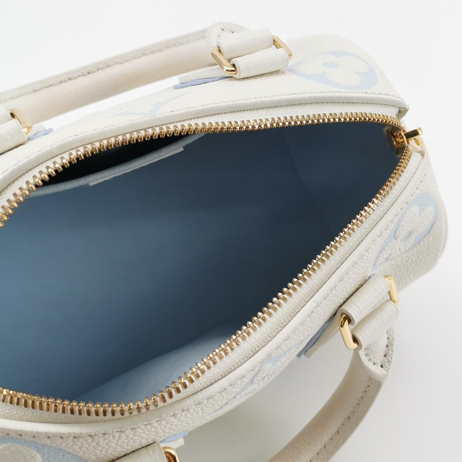 Louis Vuitton(LV) Speedy Bandouliere Bag Bicolor Monogram Empreinte Giant 20 — photo 8 of 17