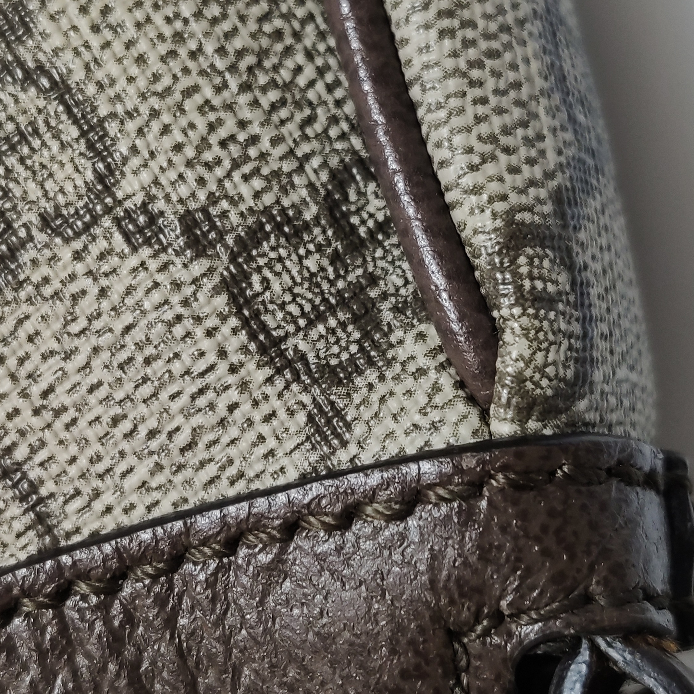 Gucci Ophidia Charm Shoulder Bag GG Coated Canvas Small — photo 11 of 15