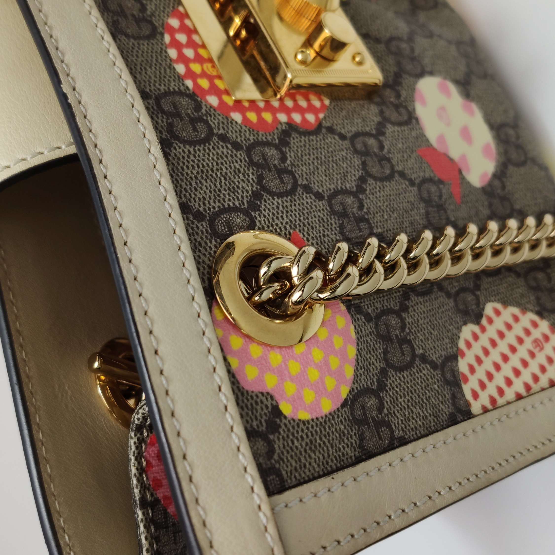 Gucci Padlock Chain Tote Printed GG Coated Canvas Small — photo 11 of 15