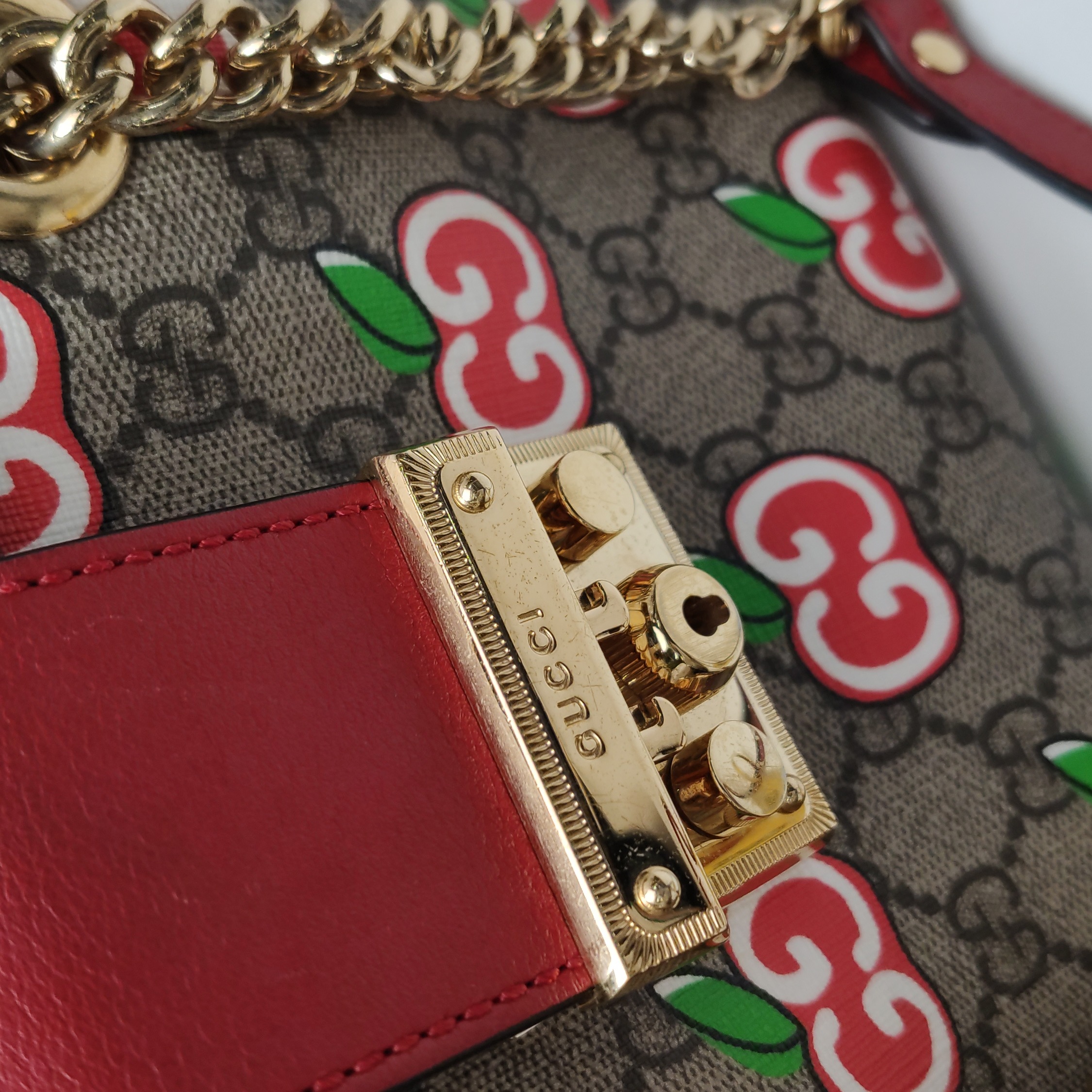 Gucci Padlock Chain Tote Printed GG Coated Canvas Small — photo 9 of 16
