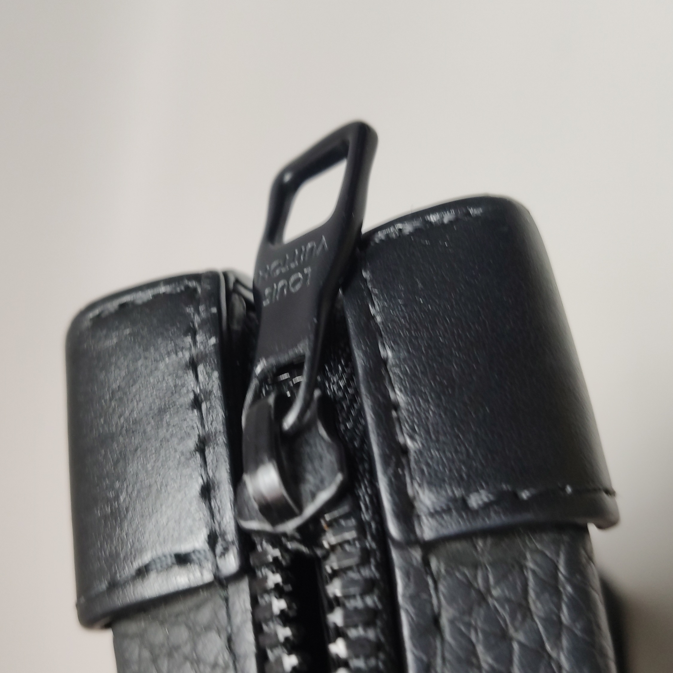 Louis Vuitton(LV) Soft Trunk Wallet Monogram Taurillon Leather — photo 11 of 21