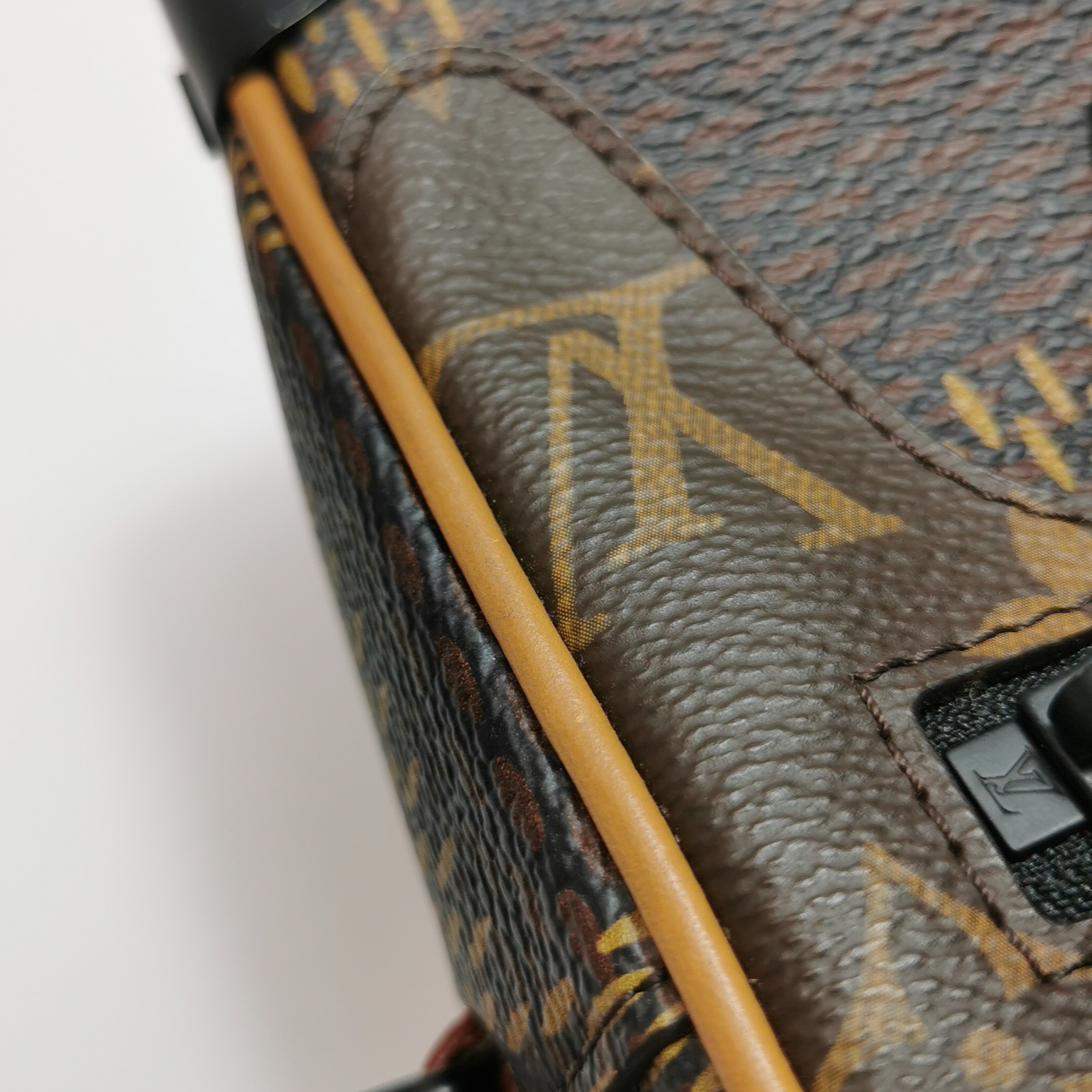 Louis Vuitton(LV) Nigo Soft Trunk Bag Limited Edition Giant Damier and Monogram Canvas Mini — photo 14 of 23