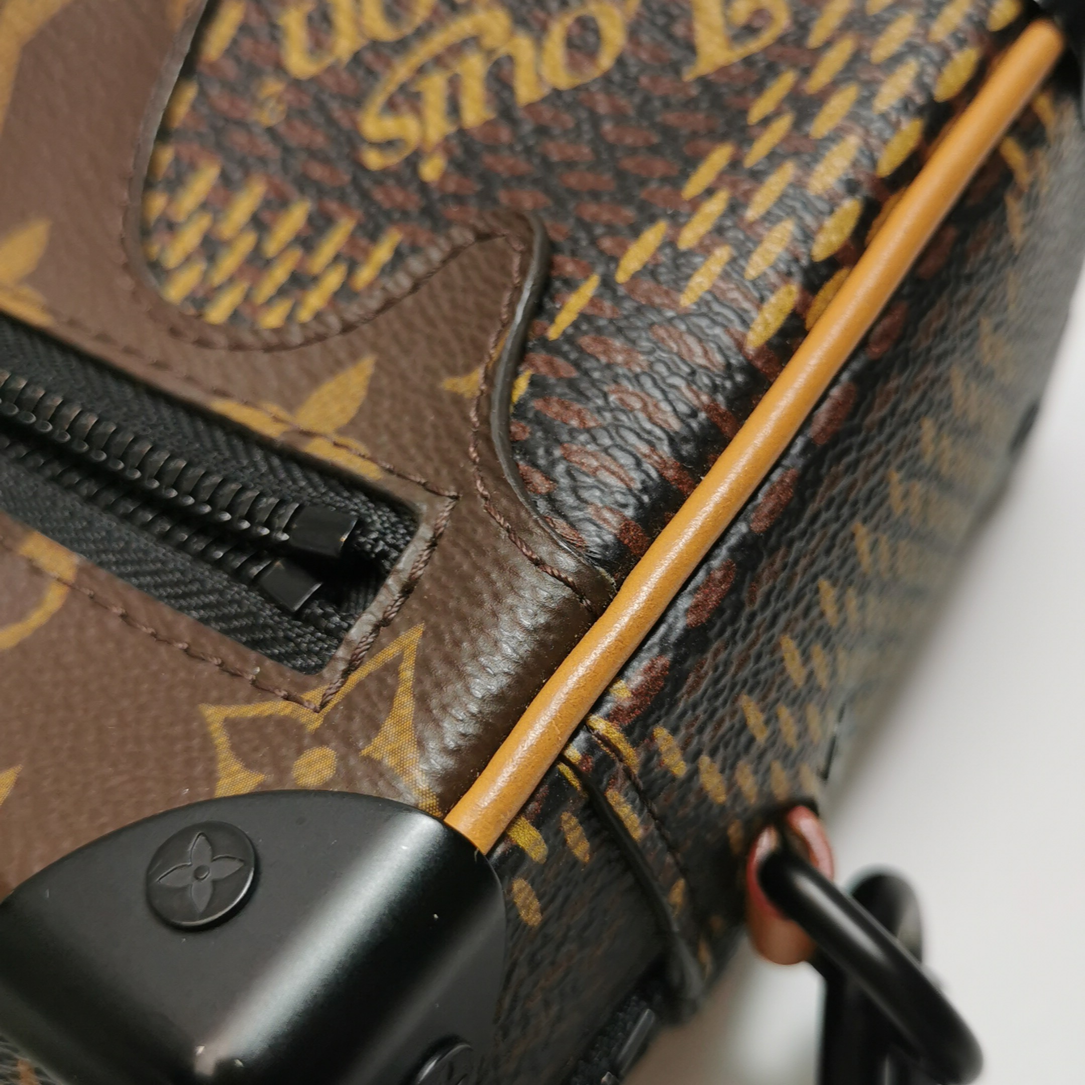 Louis Vuitton(LV) Nigo Soft Trunk Bag Limited Edition Giant Damier and Monogram Canvas Mini — photo 16 of 23