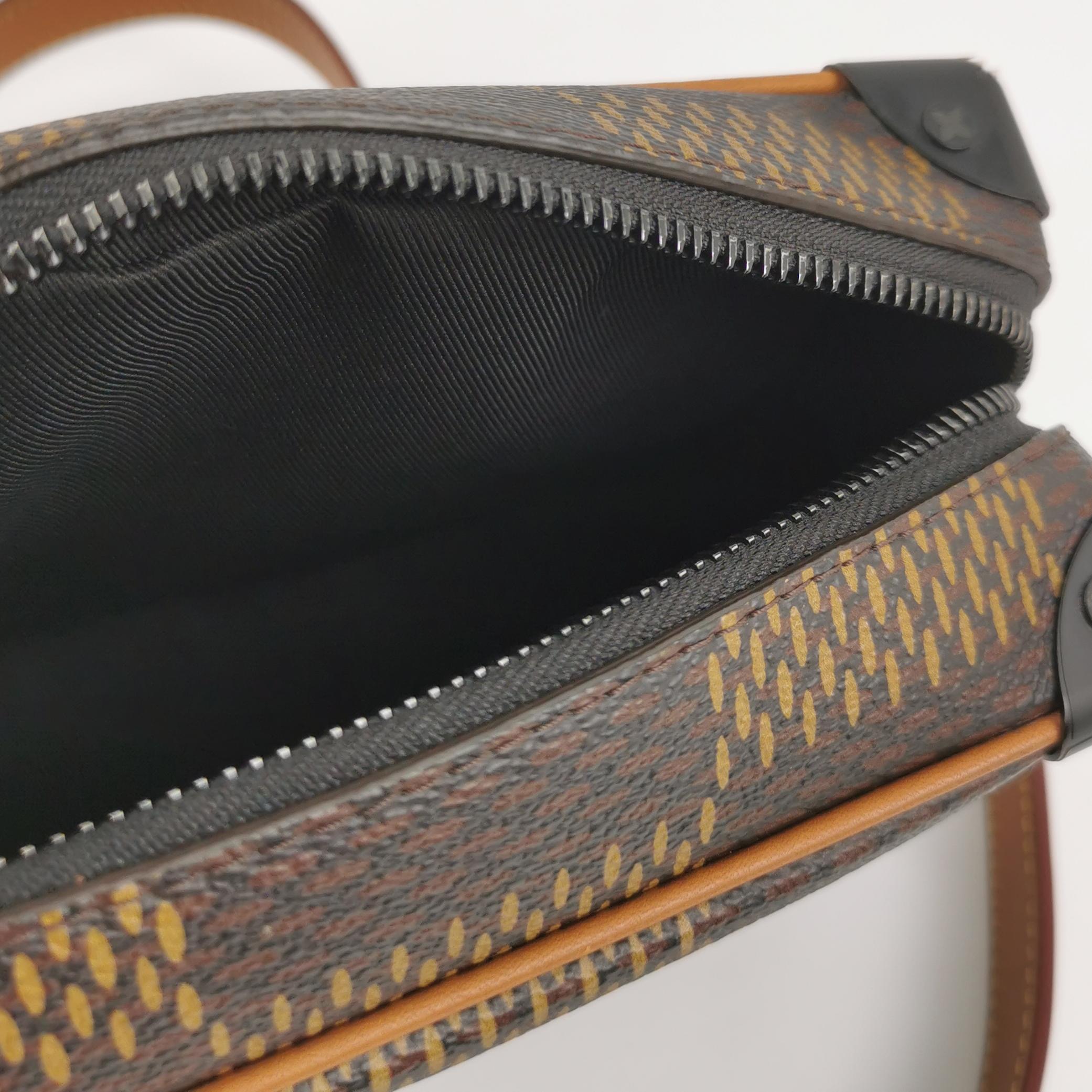 Louis Vuitton(LV) Nigo Soft Trunk Bag Limited Edition Giant Damier and Monogram Canvas Mini — photo 7 of 19