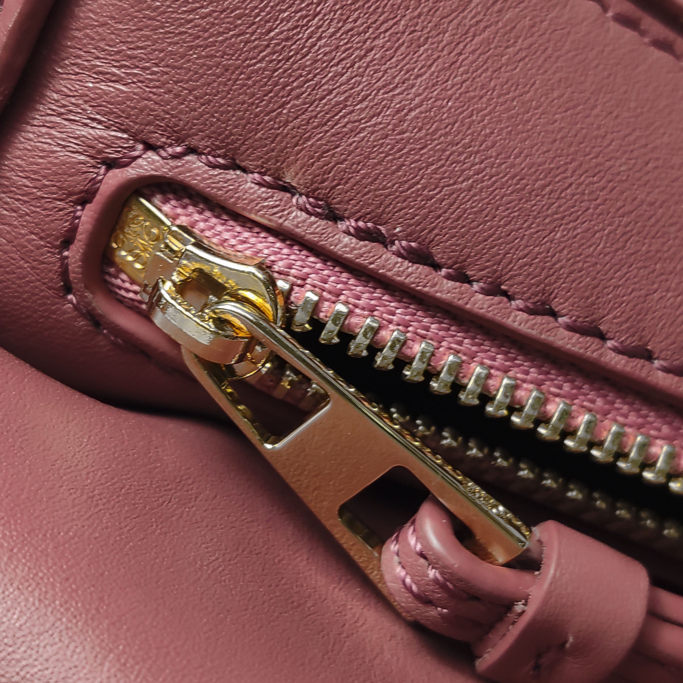 Loewe Puzzle Bag Leather Mini — photo 16 of 19