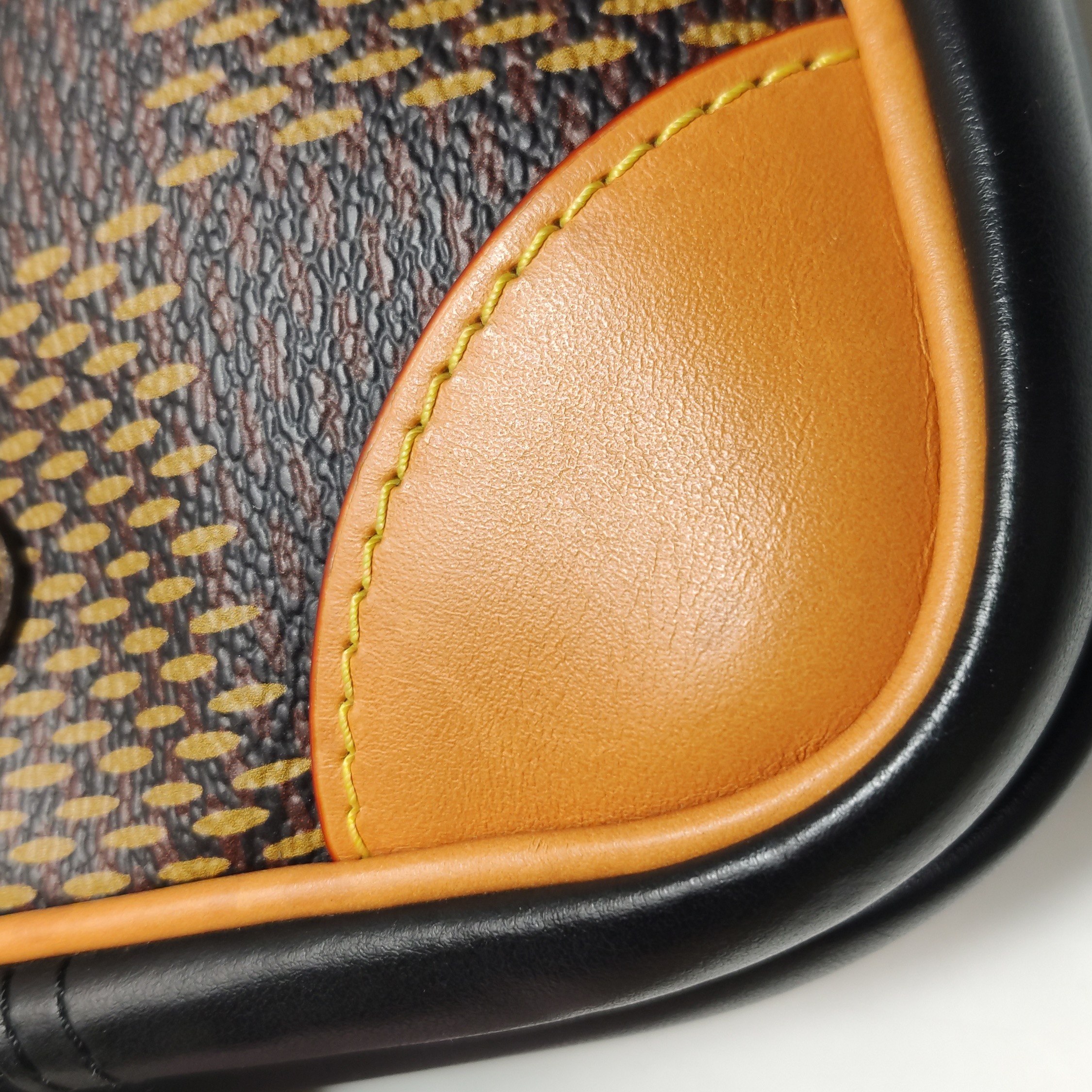 Louis Vuitton(LV) Nigo Amazone Sling Bag Limited Edition Giant Damier and Monogram Canvas — photo 14 of 15