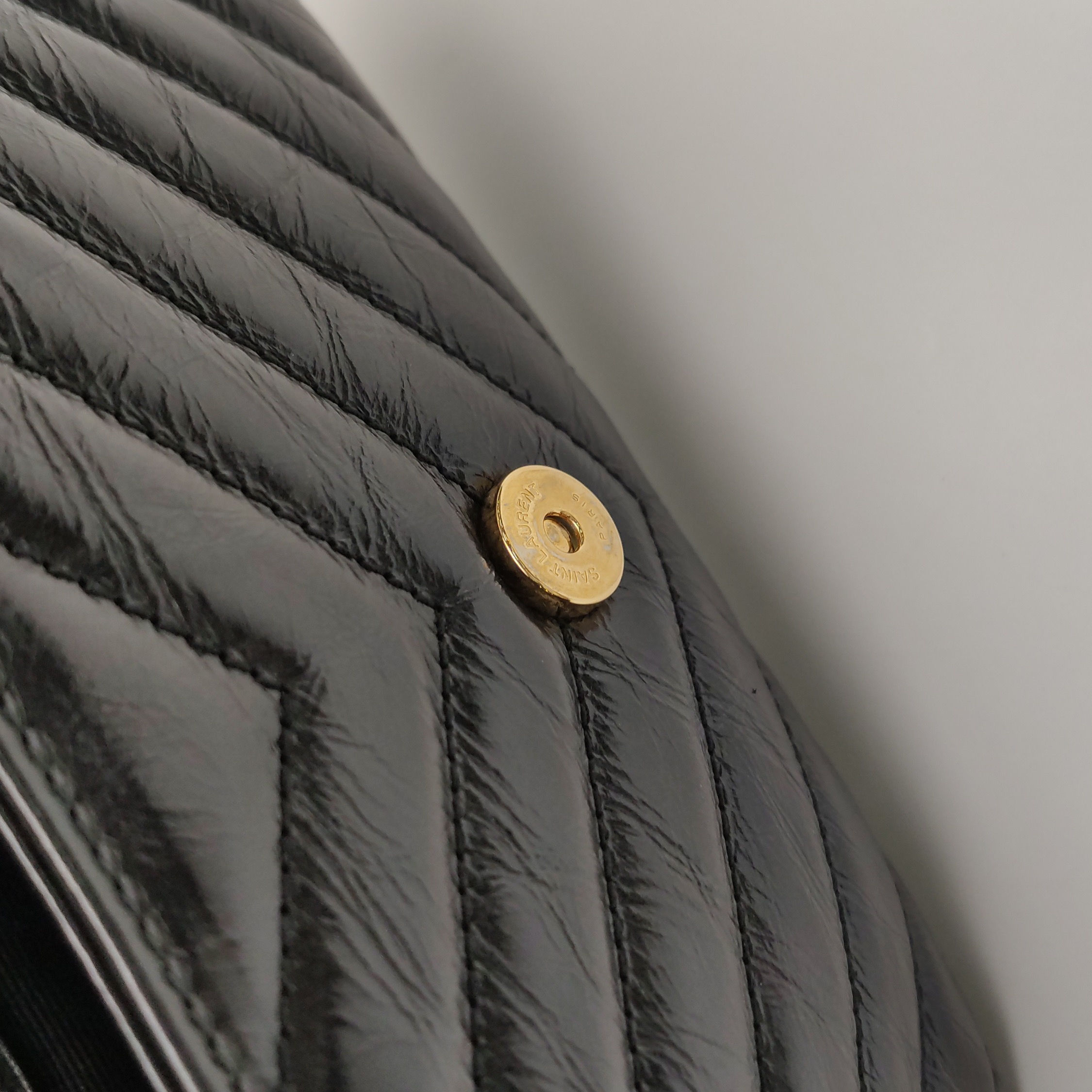 Saint Laurent（YSL) Classic Monogram College Bag Matelasse Chevron Leather Mini — photo 11 of 23