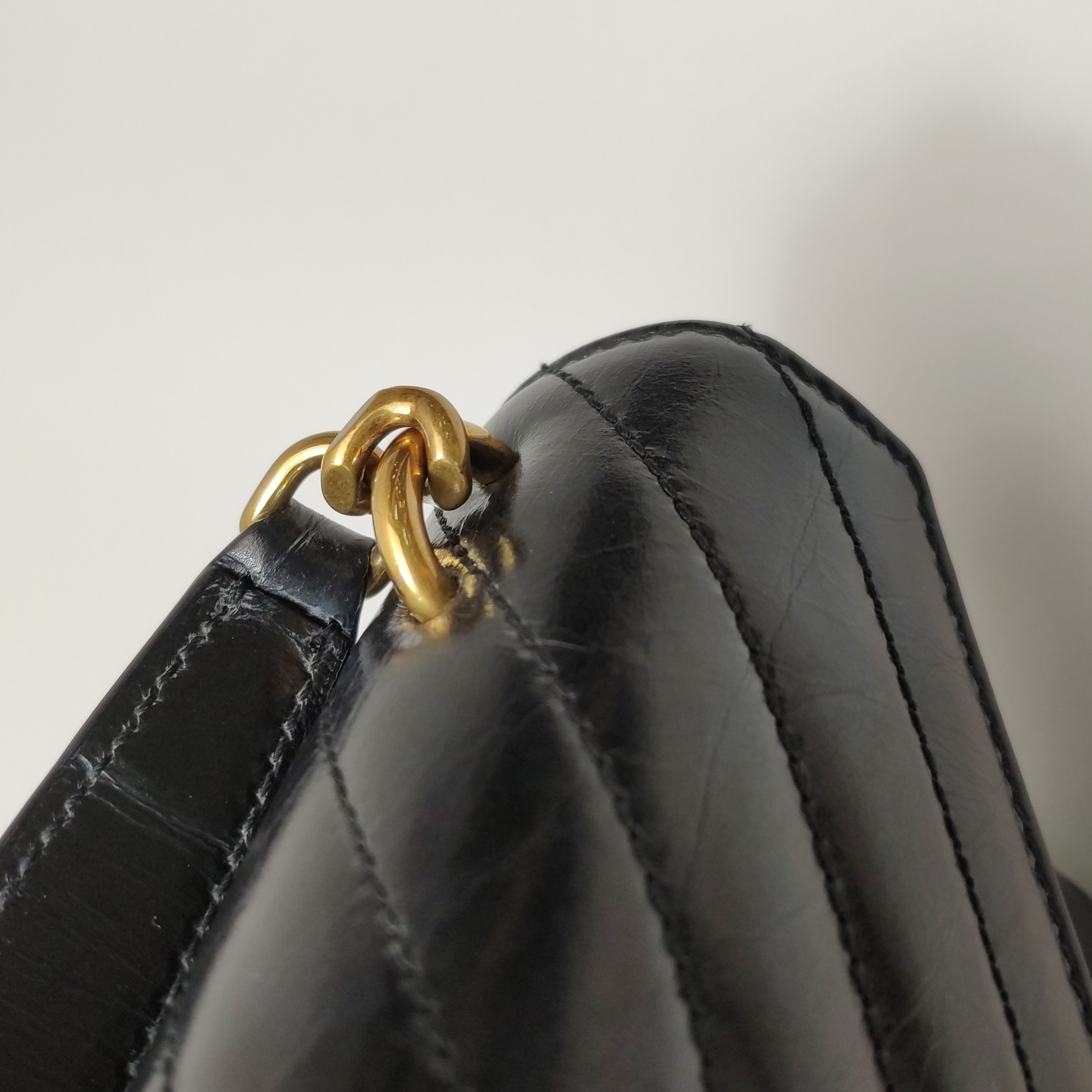 Saint Laurent（YSL) Classic Monogram College Bag Matelasse Chevron Leather Mini — photo 20 of 23