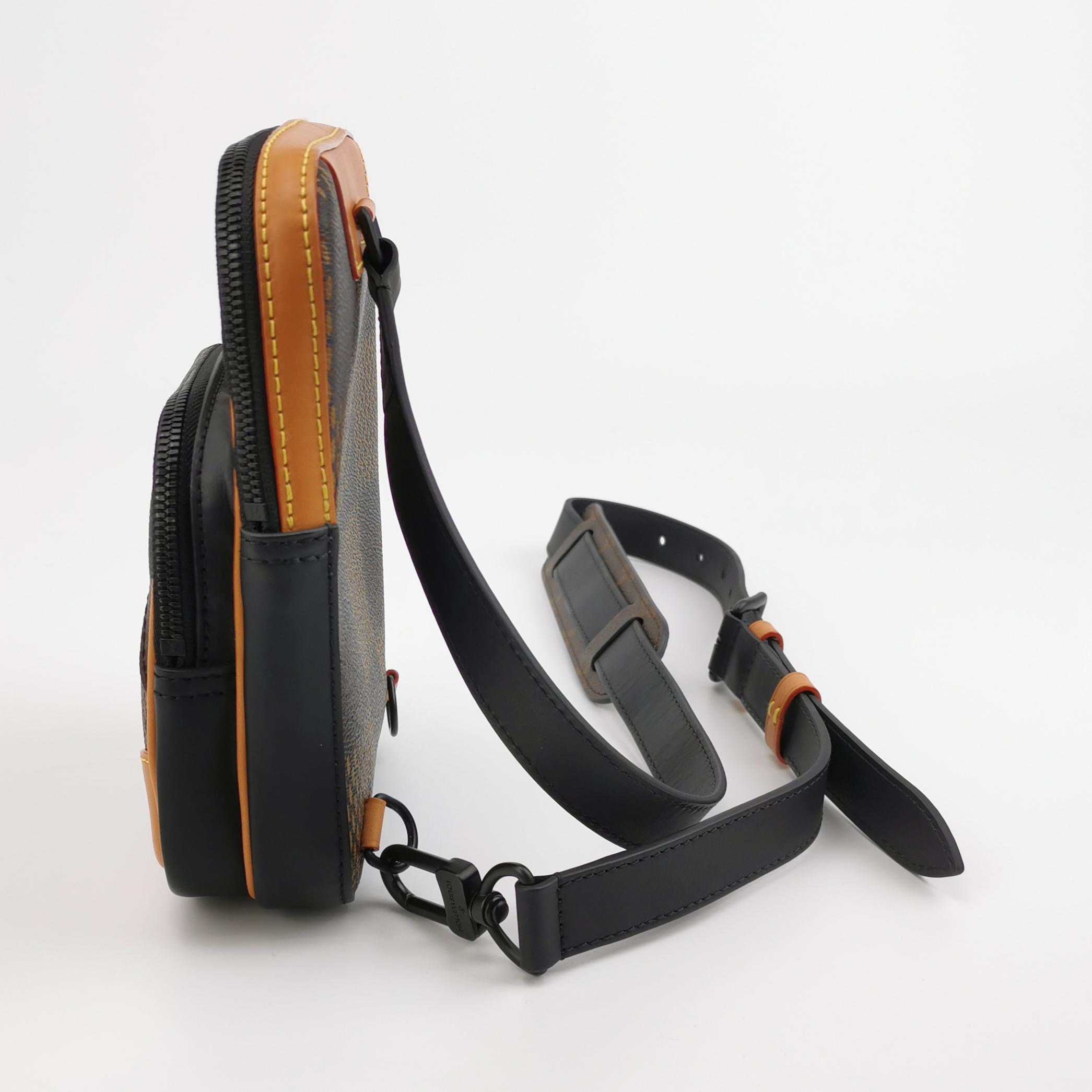Louis Vuitton(LV) Nigo Amazone Sling Bag Limited Edition Giant Damier and Monogram Canvas — photo 4 of 15